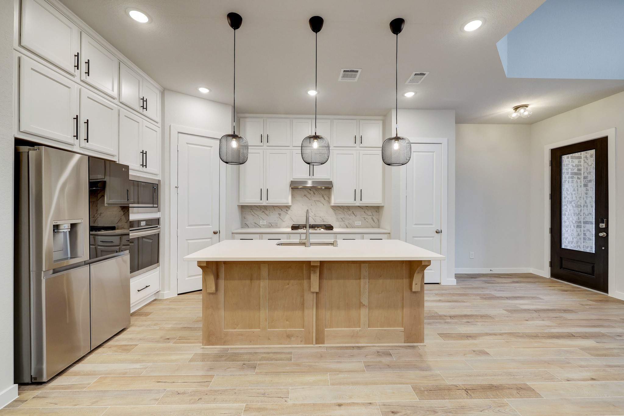 16650 Texas Hill Country Road, Cypress, TX 77433