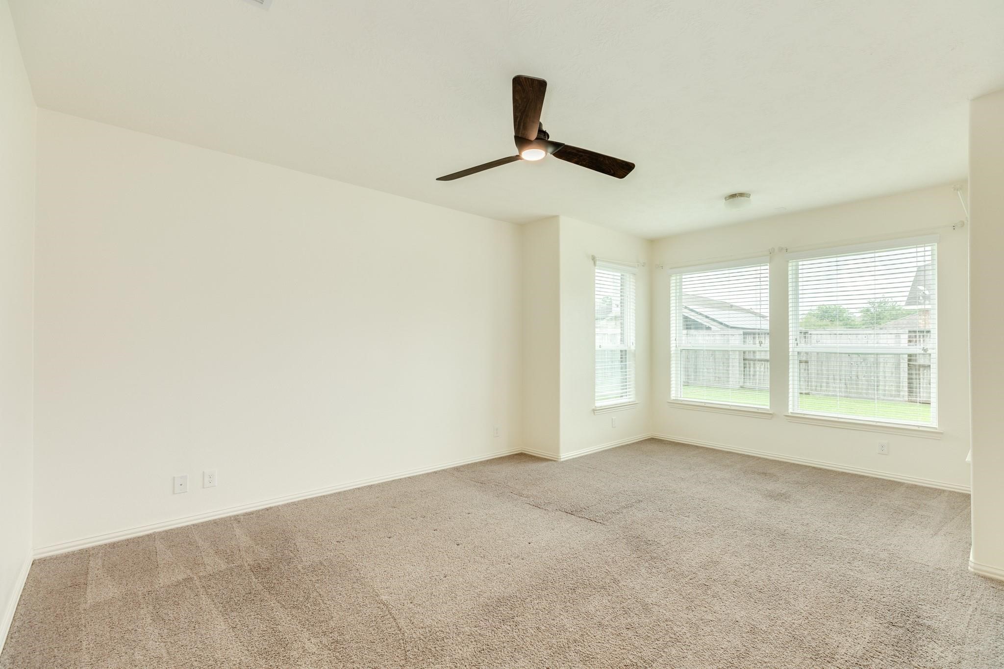 101 Long Meadow Court, Clute, TX 77531