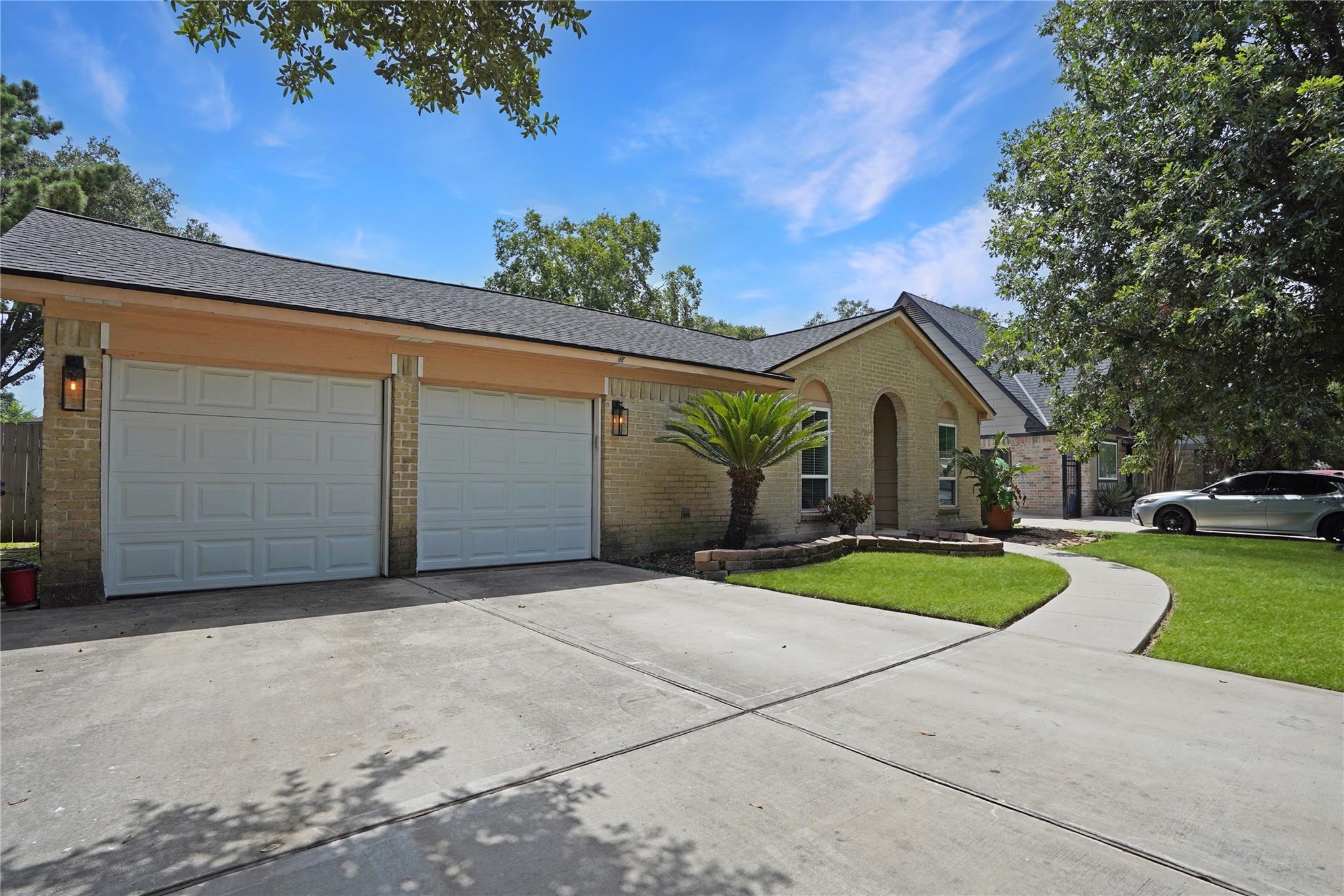 17119 Mellow Ridge Drive, Spring, TX 77379