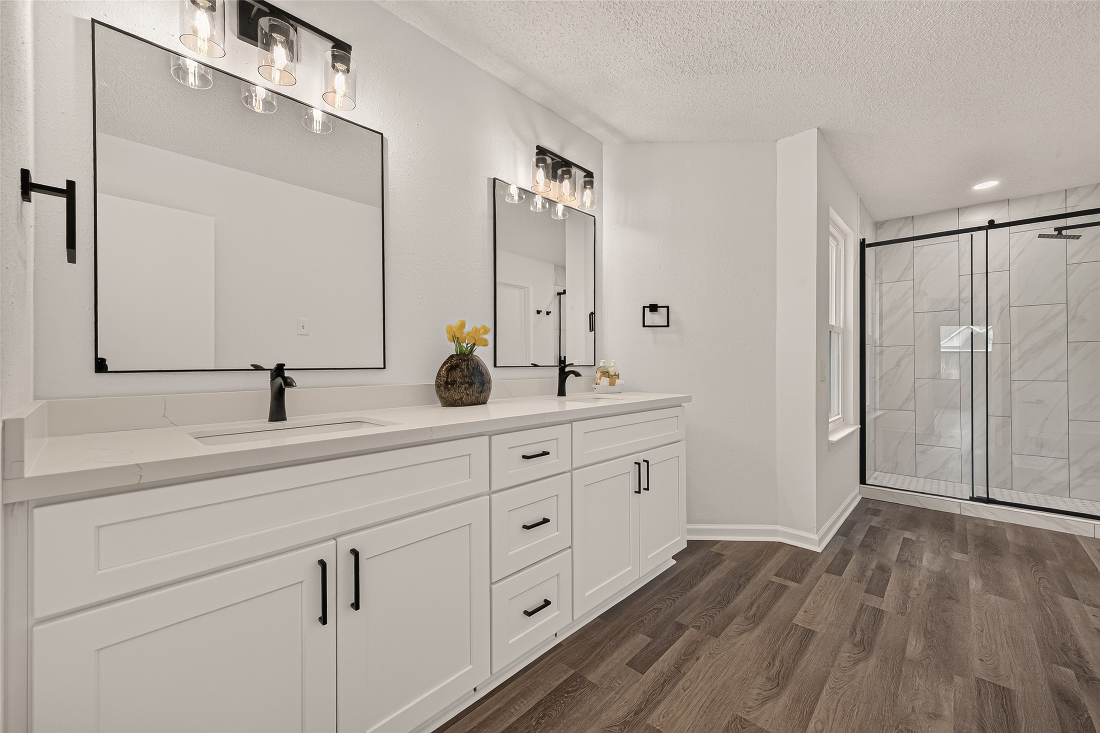 Elegant primary bathroom.