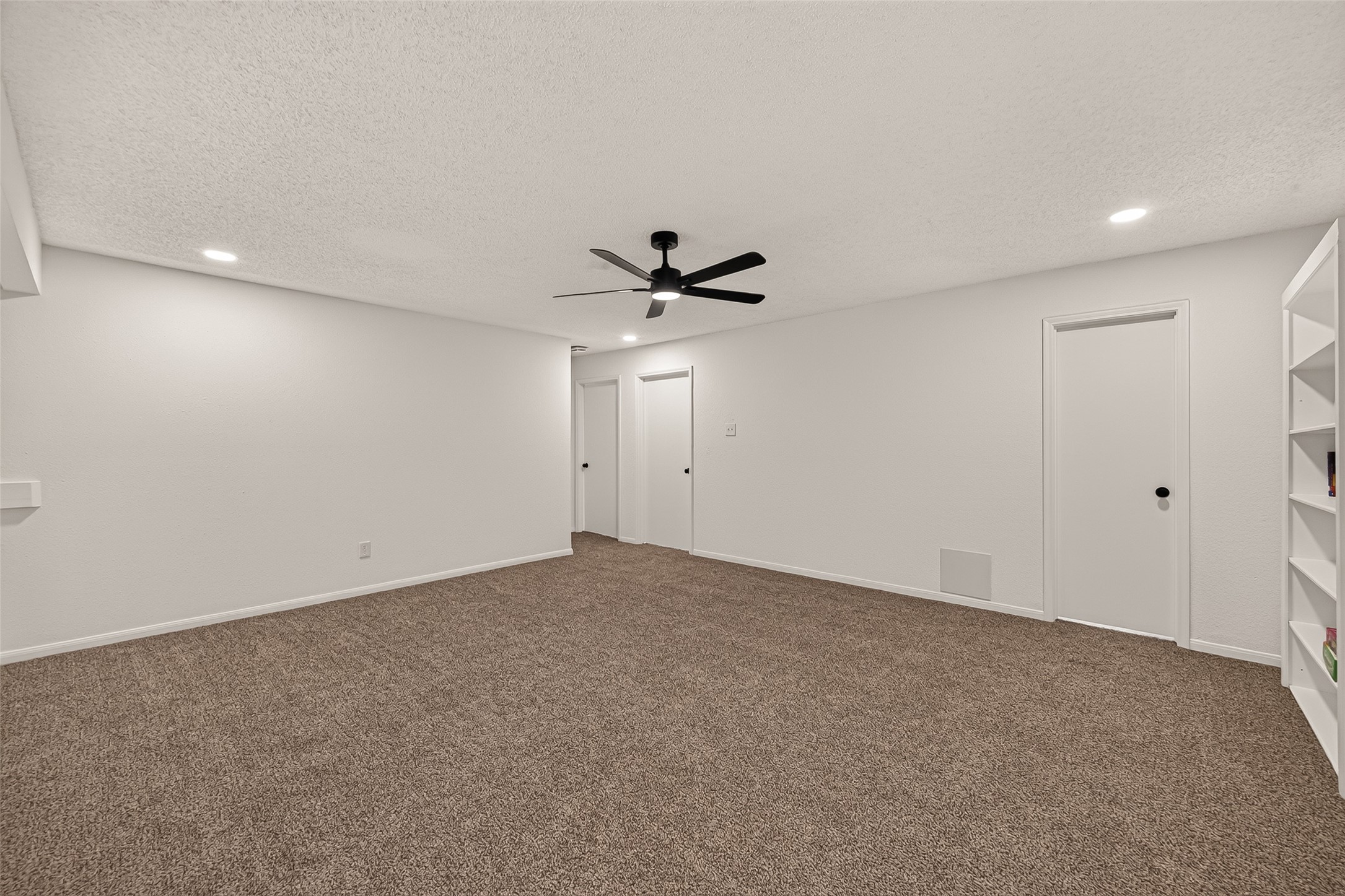 Another view of the game-room.