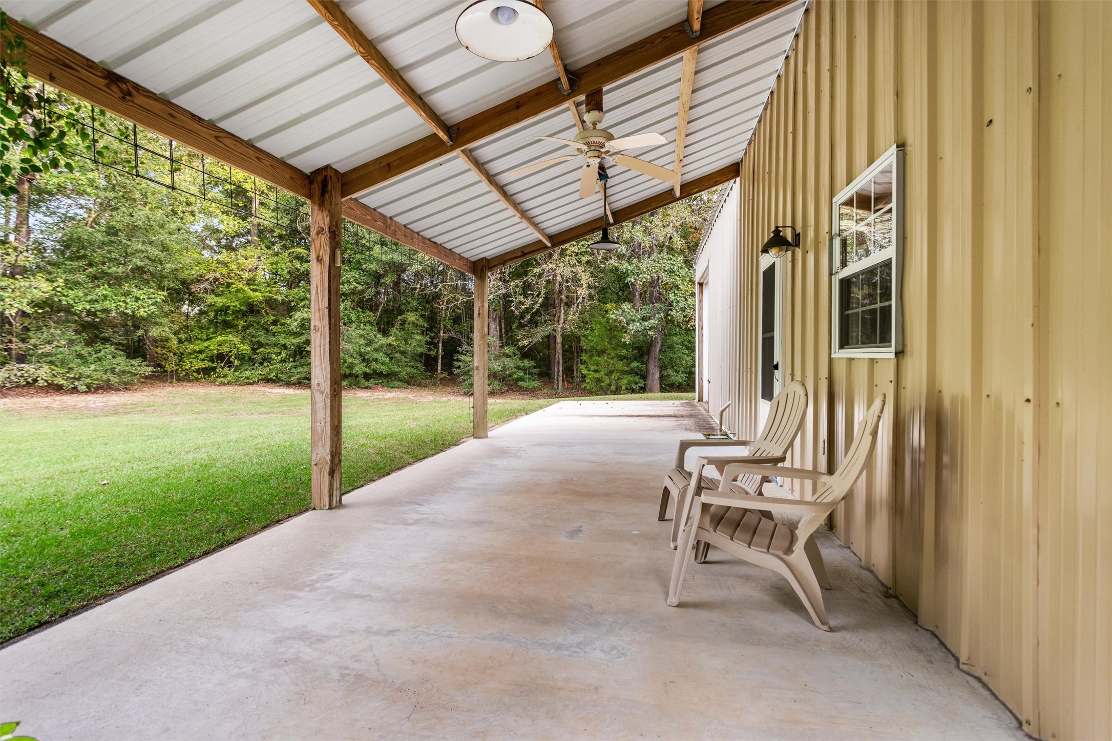Guest quarters with their own covered porch