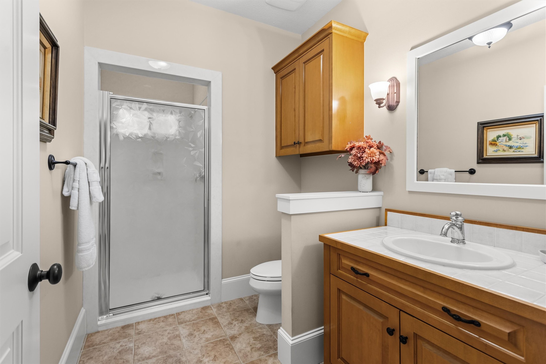 Full bath on the main floor