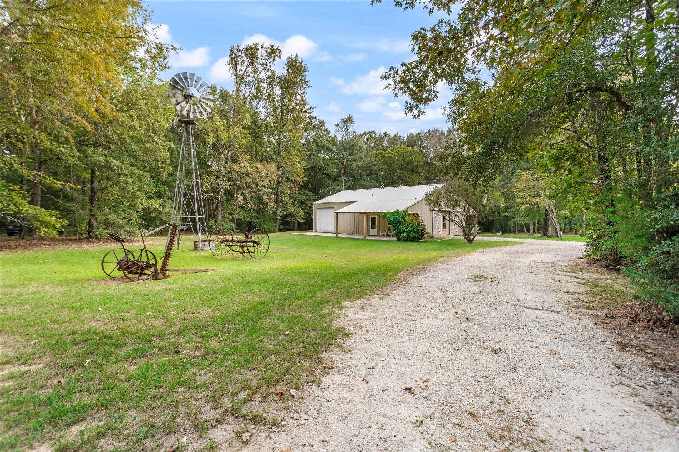 Plenty of room between the home and the second building