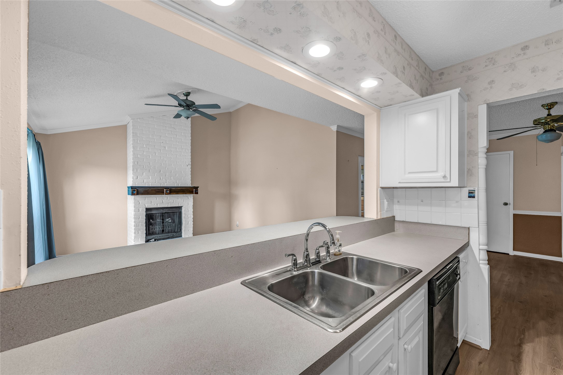 2453 Briarwest Boulevard, Houston, TX 77077