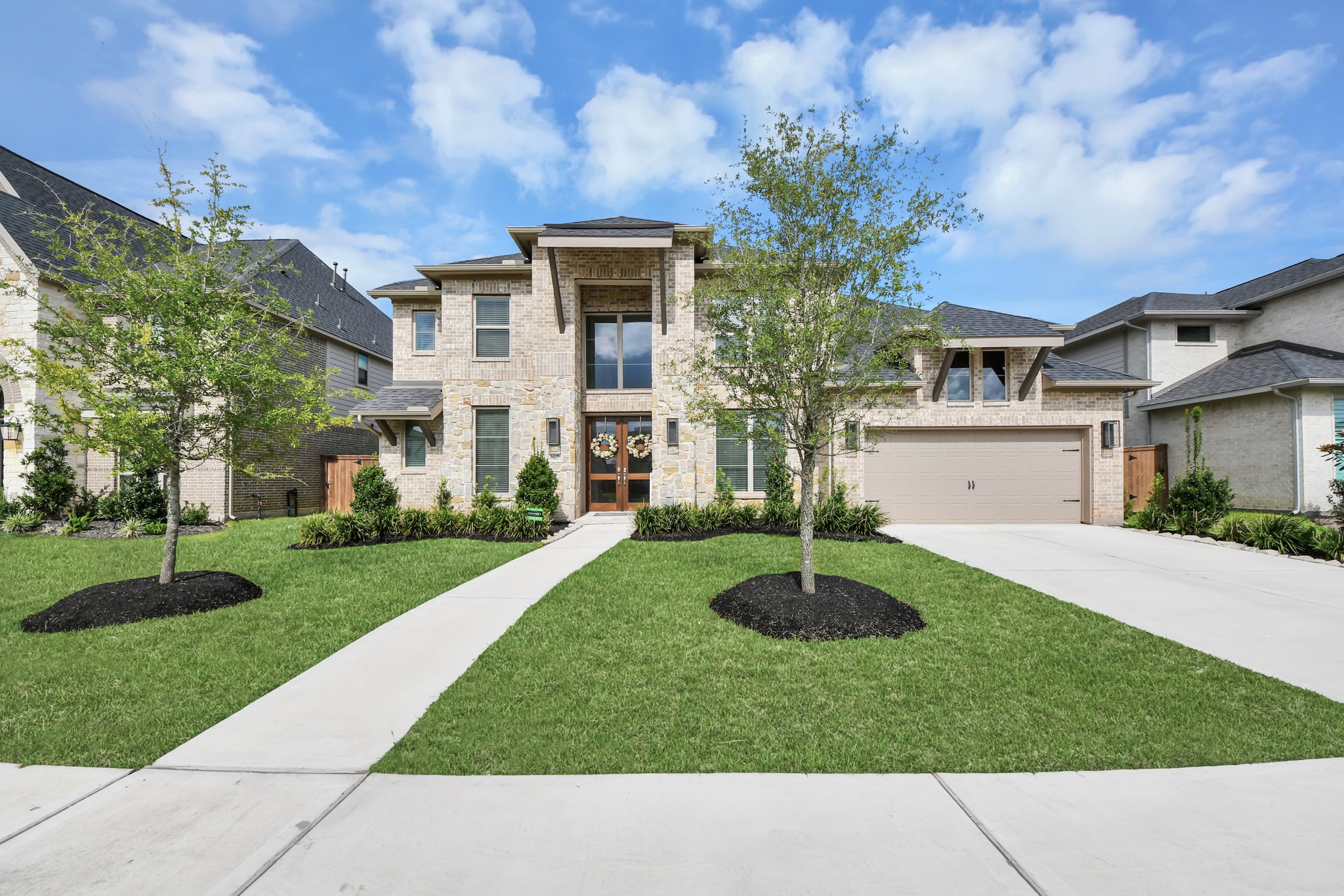 The Mike and Mike Team presents 3527 Highcliffe Dr
1 / 50
3527 Highcliffe Drive The Mike and Mike Team presents 3527 Highcliffe Dr
1 / 50
3527 Highcliffe Drive