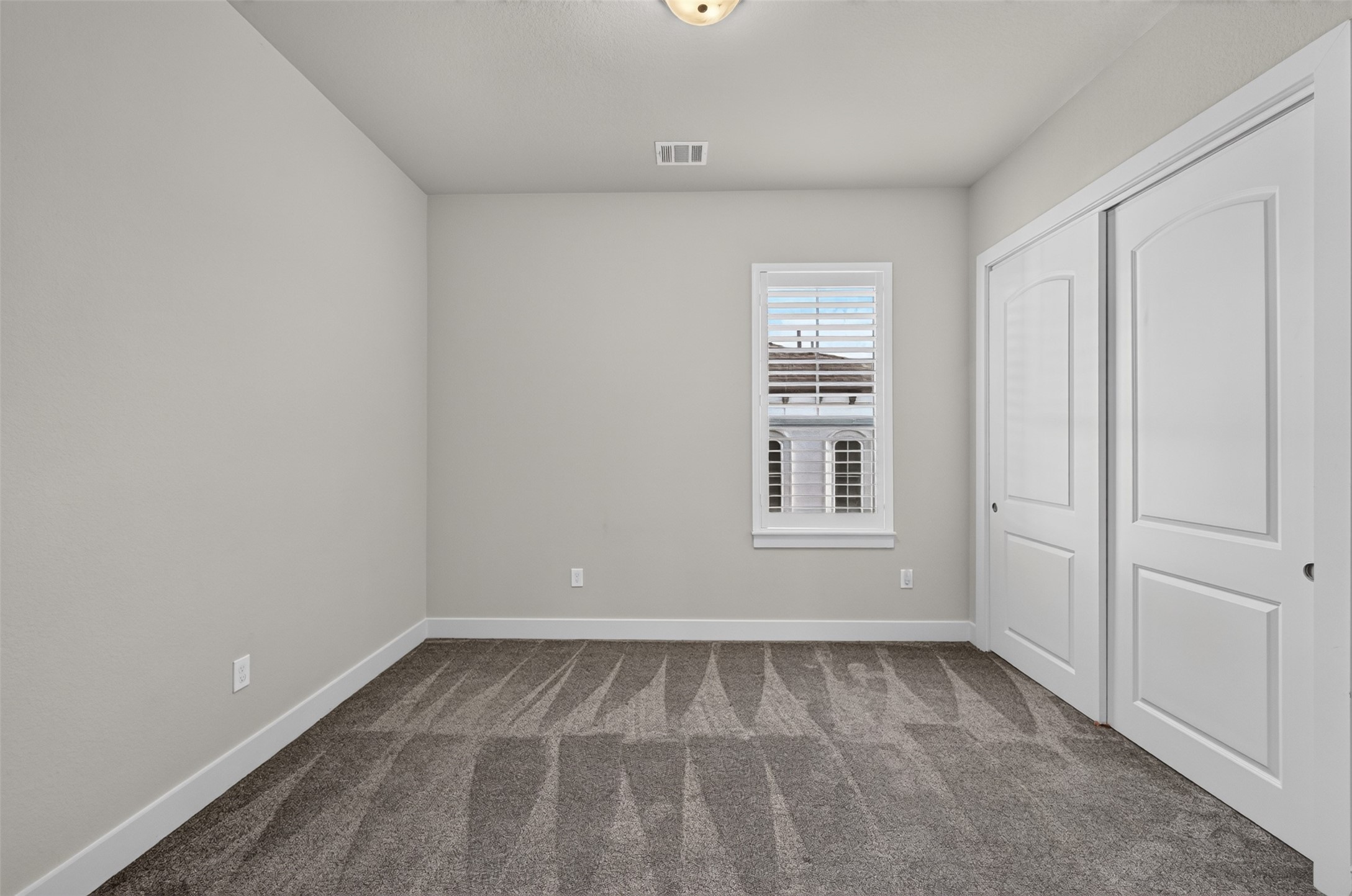 3rd floor en-suite bedroom