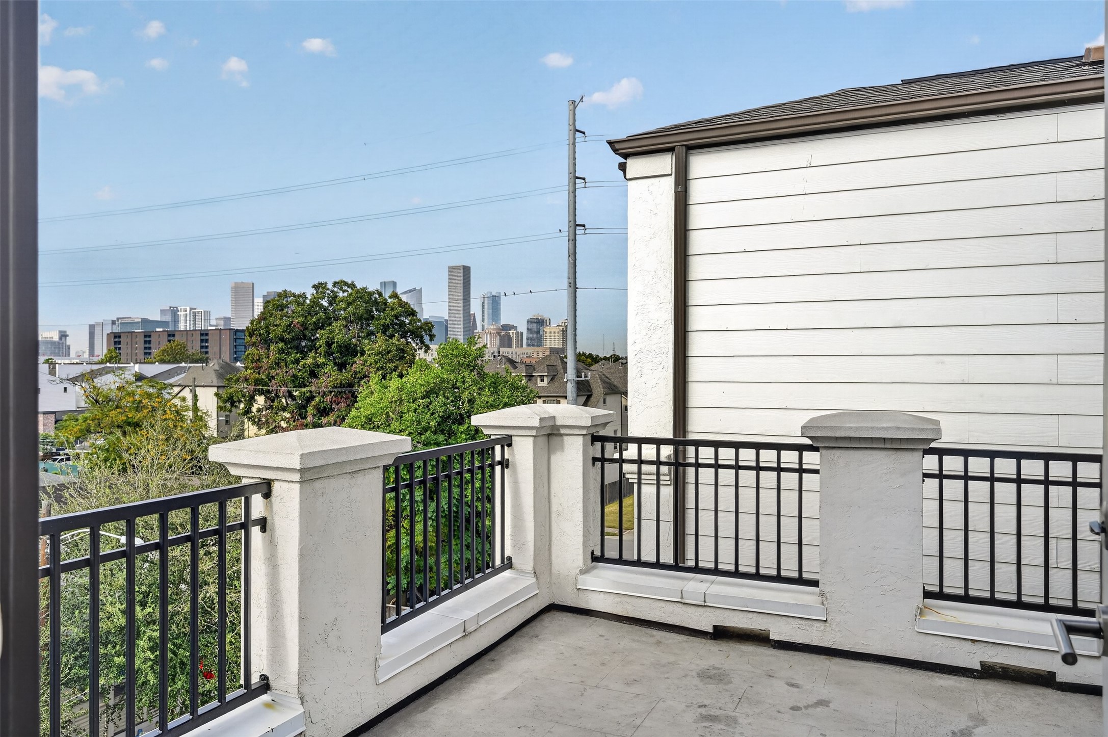 Unobstructed view of Downtown skyline