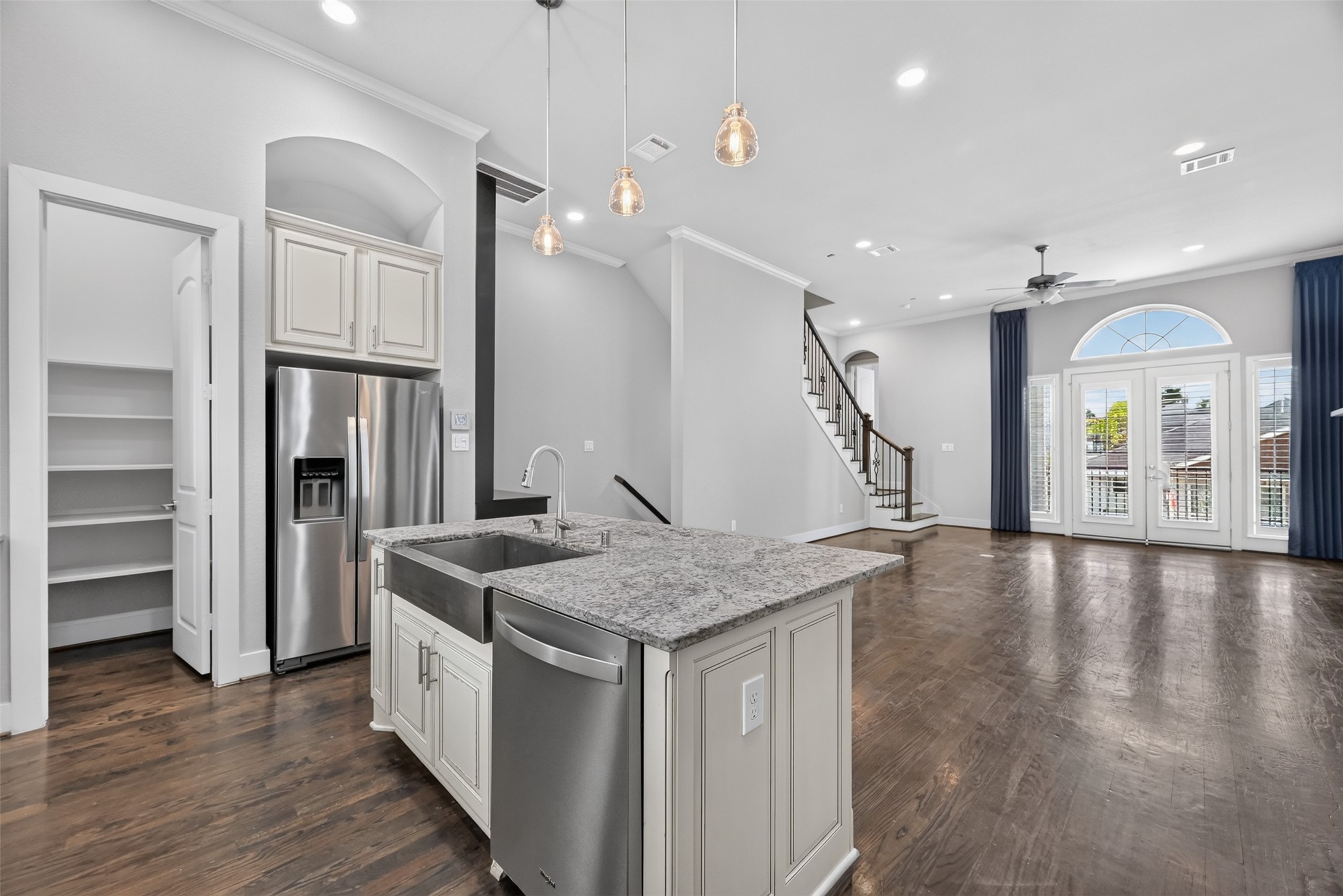 2711 Kennedy Street, Houston, TX 77003
