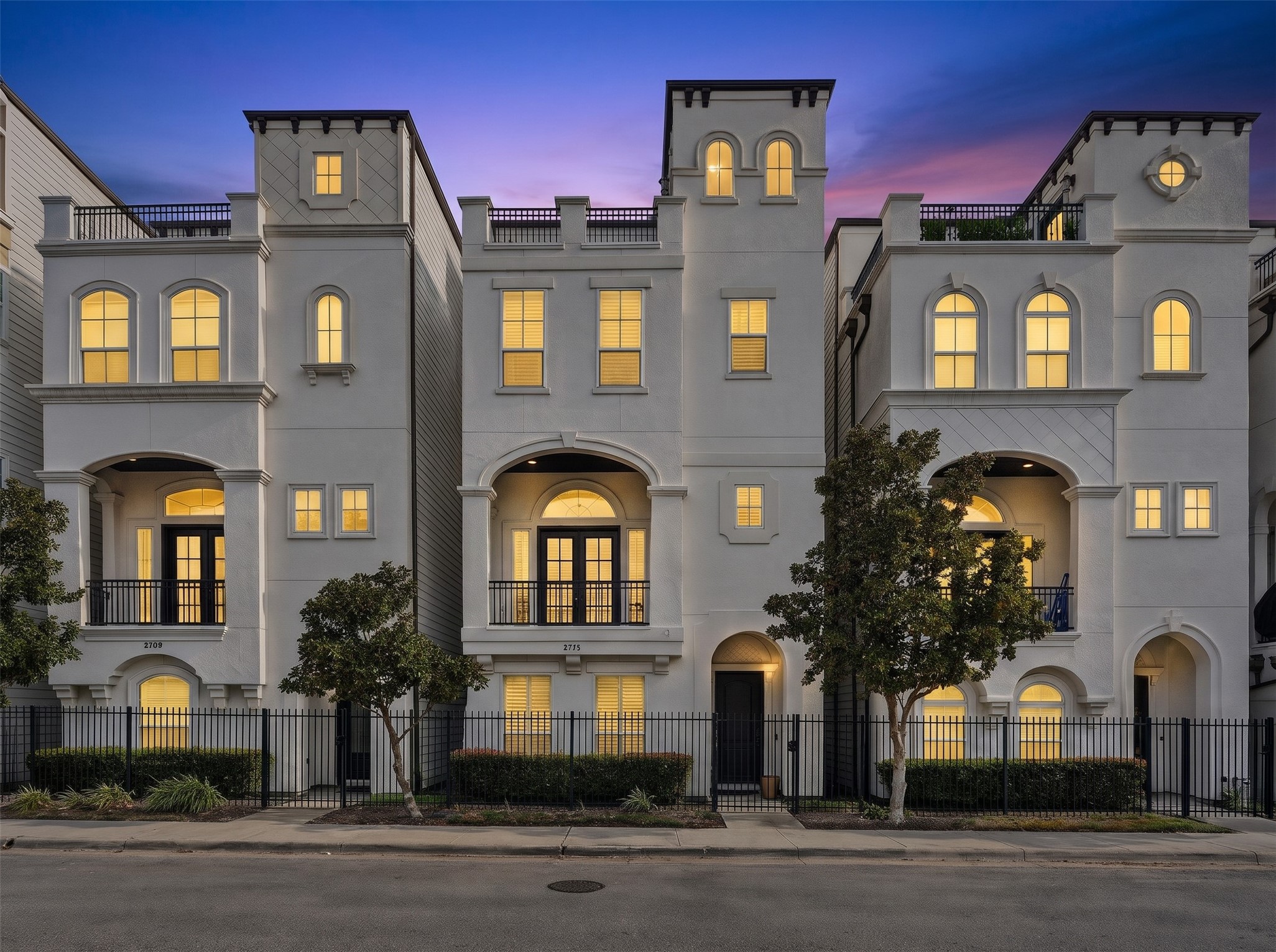 2711 Kennedy Street, Houston, TX 77003
