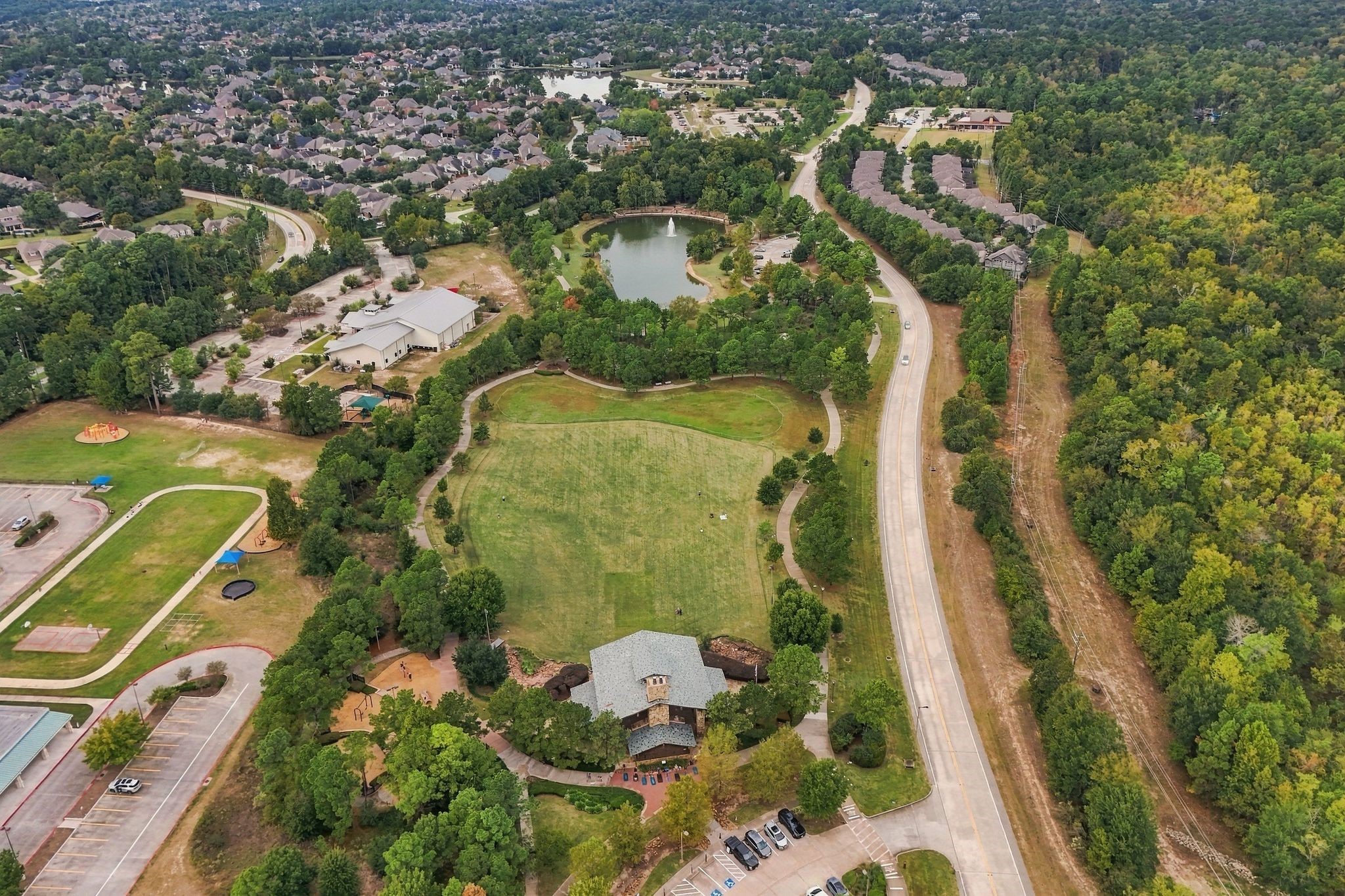 22 Jaspers Place, Spring, TX 77389