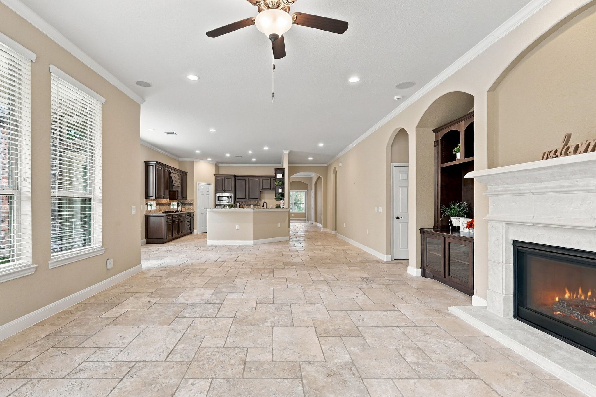 22 Jaspers Place, Spring, TX 77389
