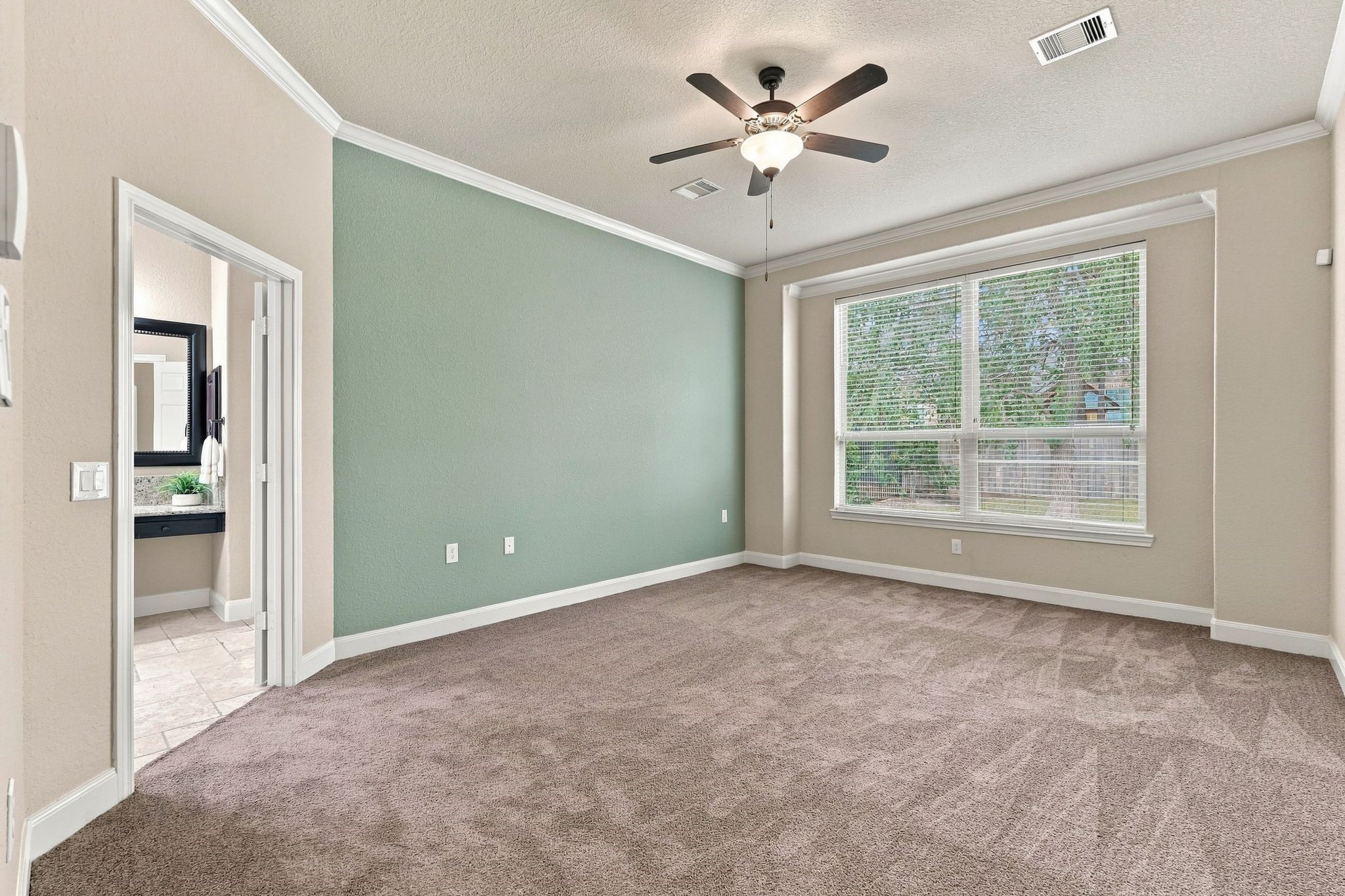22 Jaspers Place, Spring, TX 77389