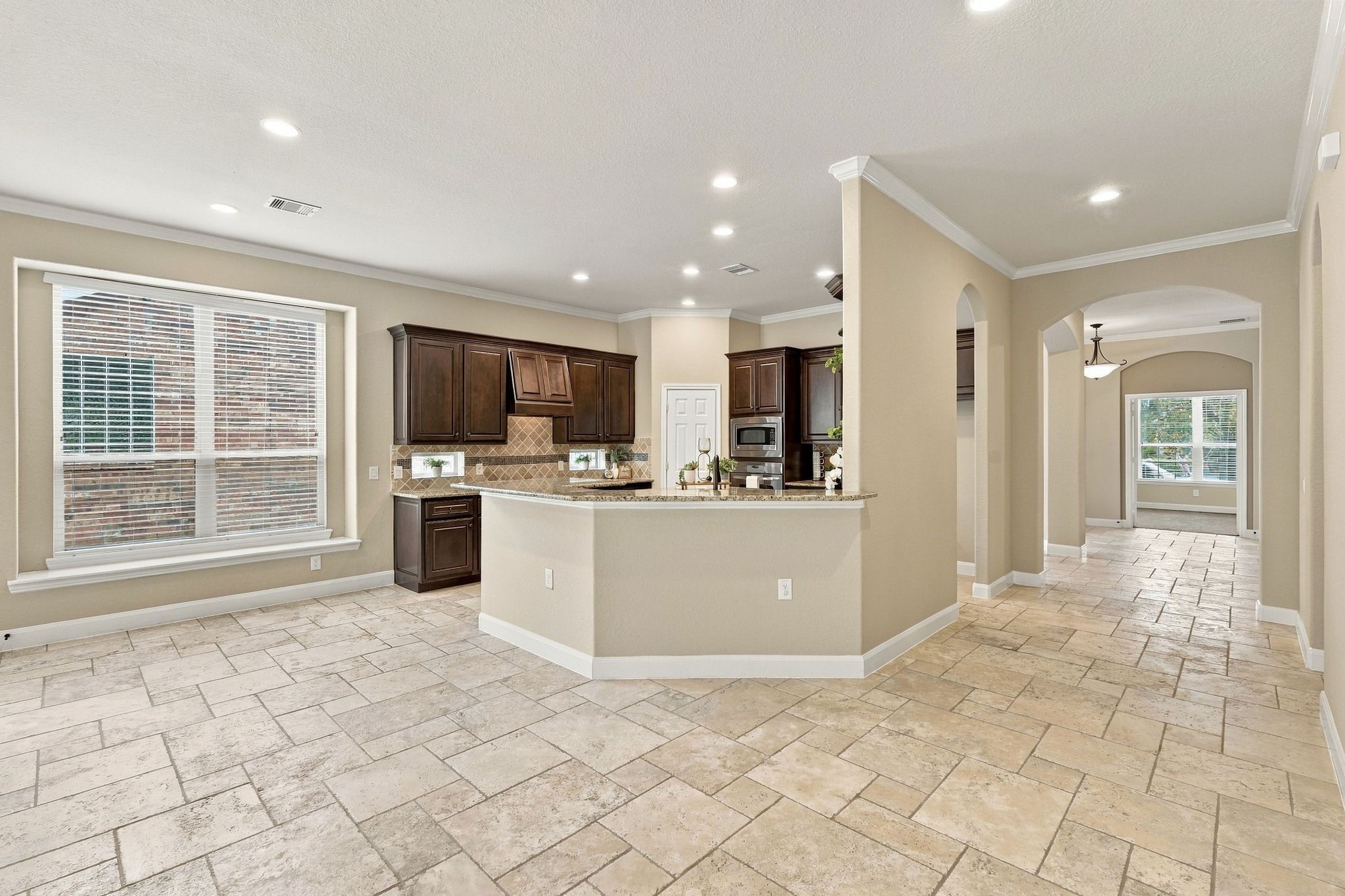 22 Jaspers Place, Spring, TX 77389
