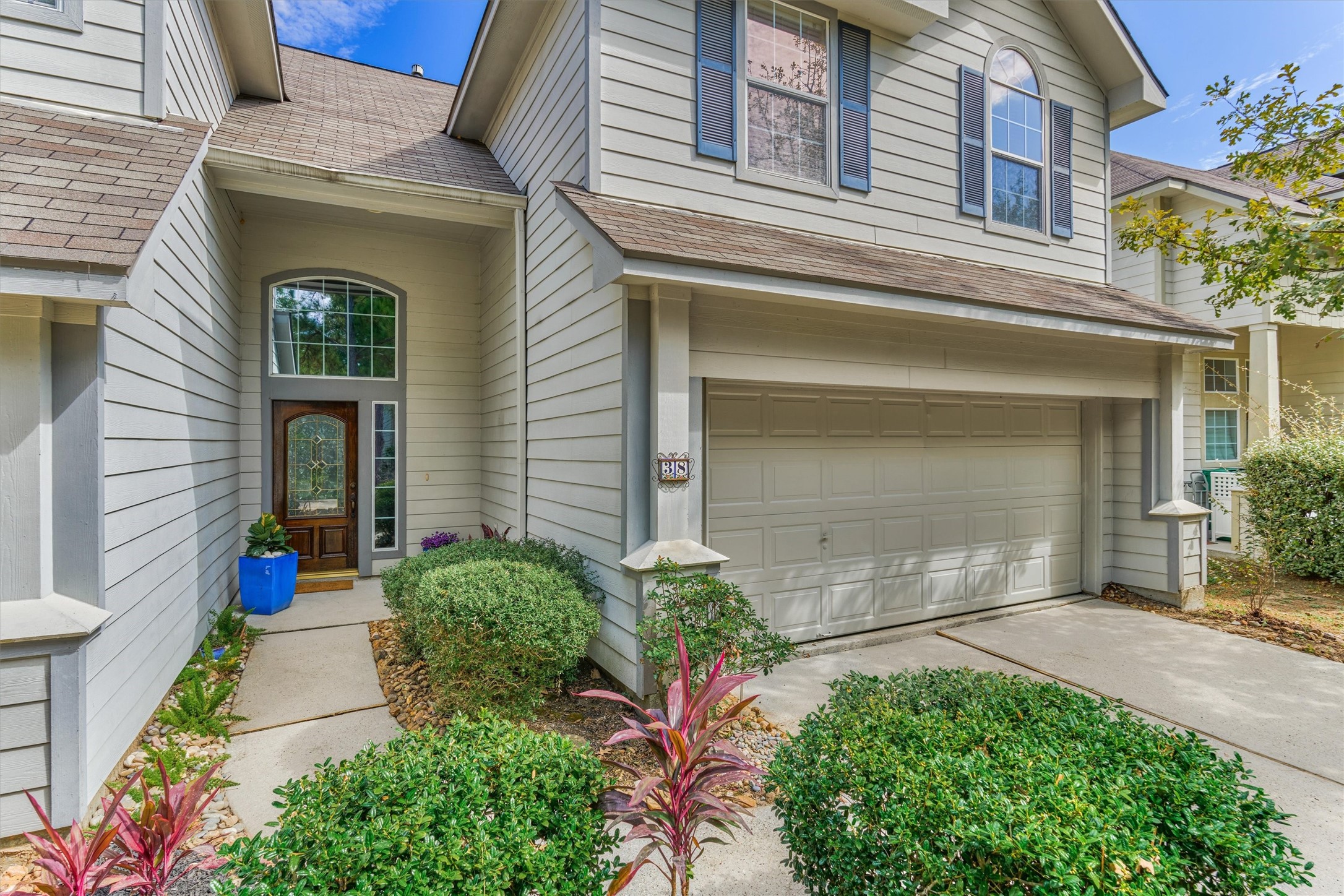 38 E Burberry Circle, The Woodlands, TX 77384