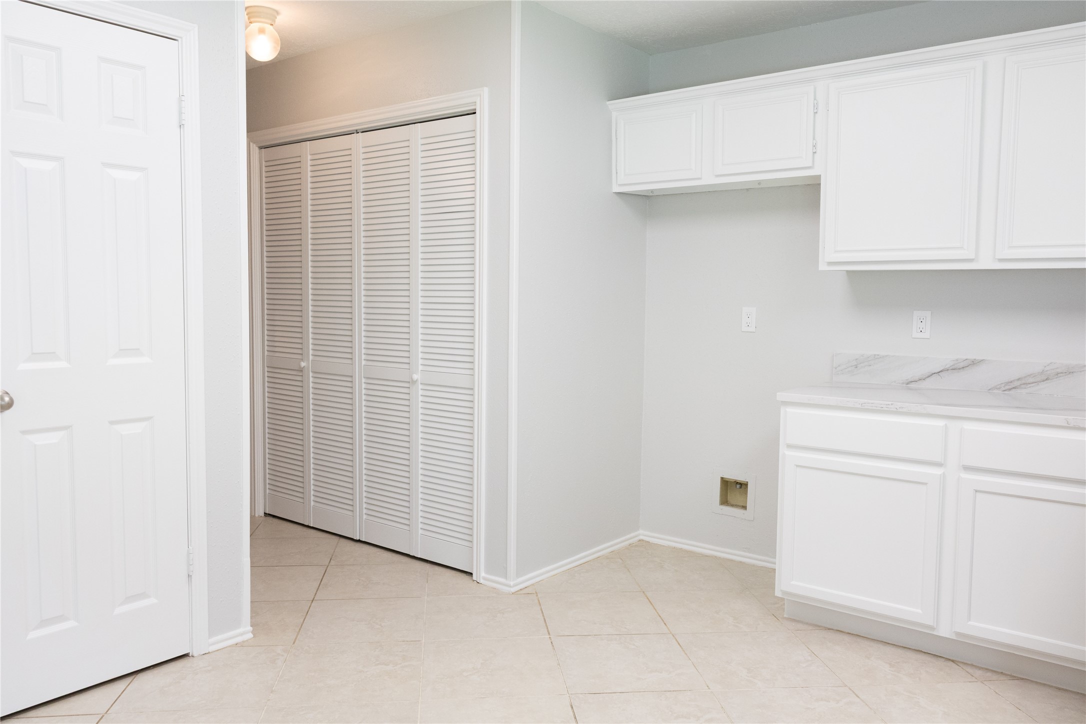 Large open concept kitchen.  Large pantry.