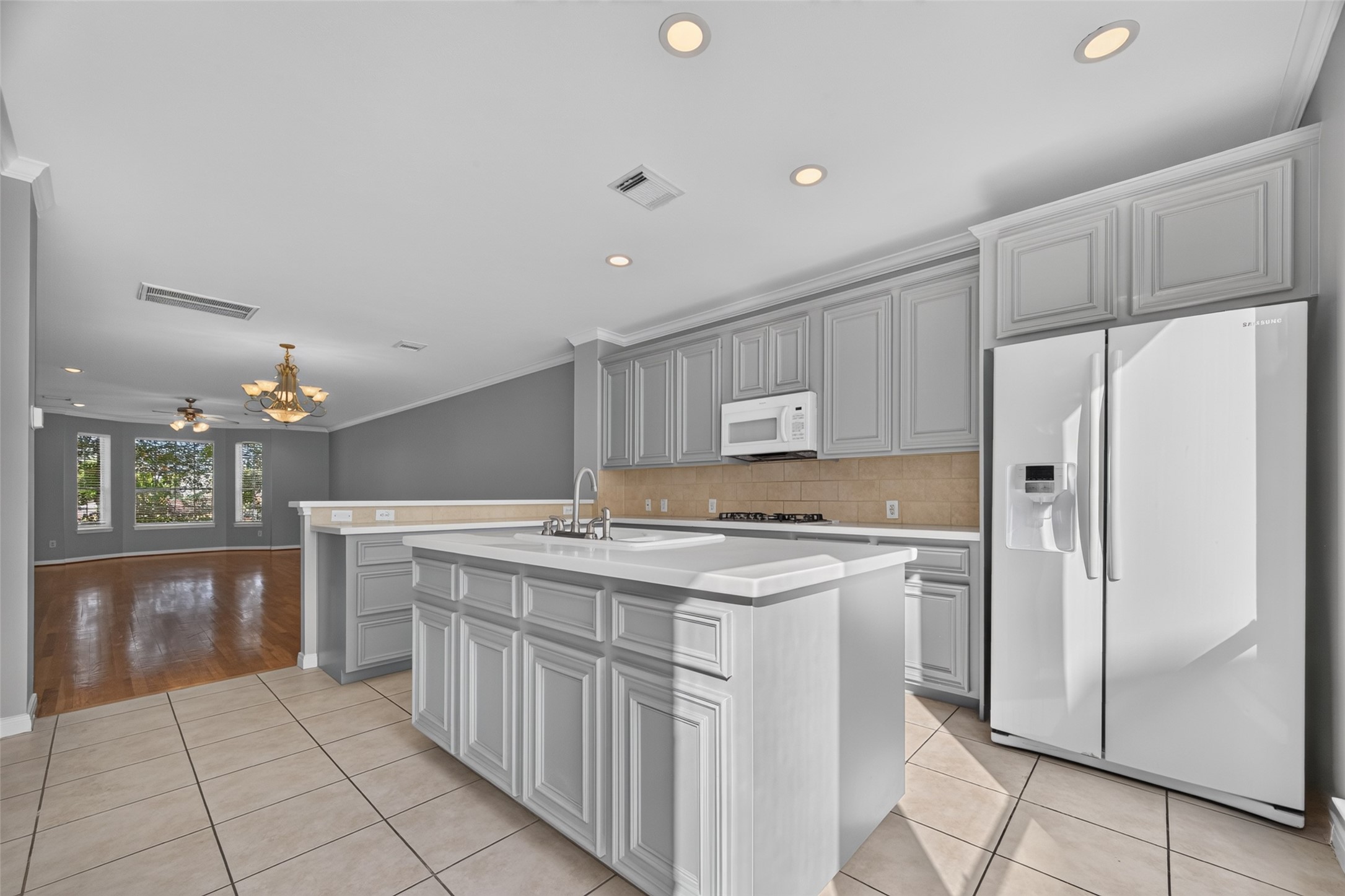 1319 Oneil Street, Houston, TX 77019