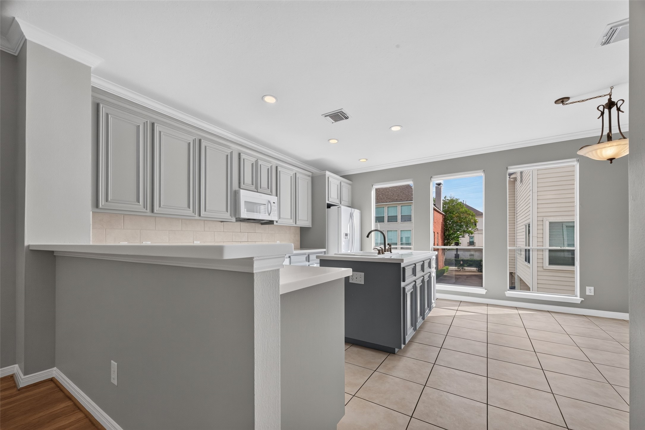 1319 Oneil Street, Houston, TX 77019