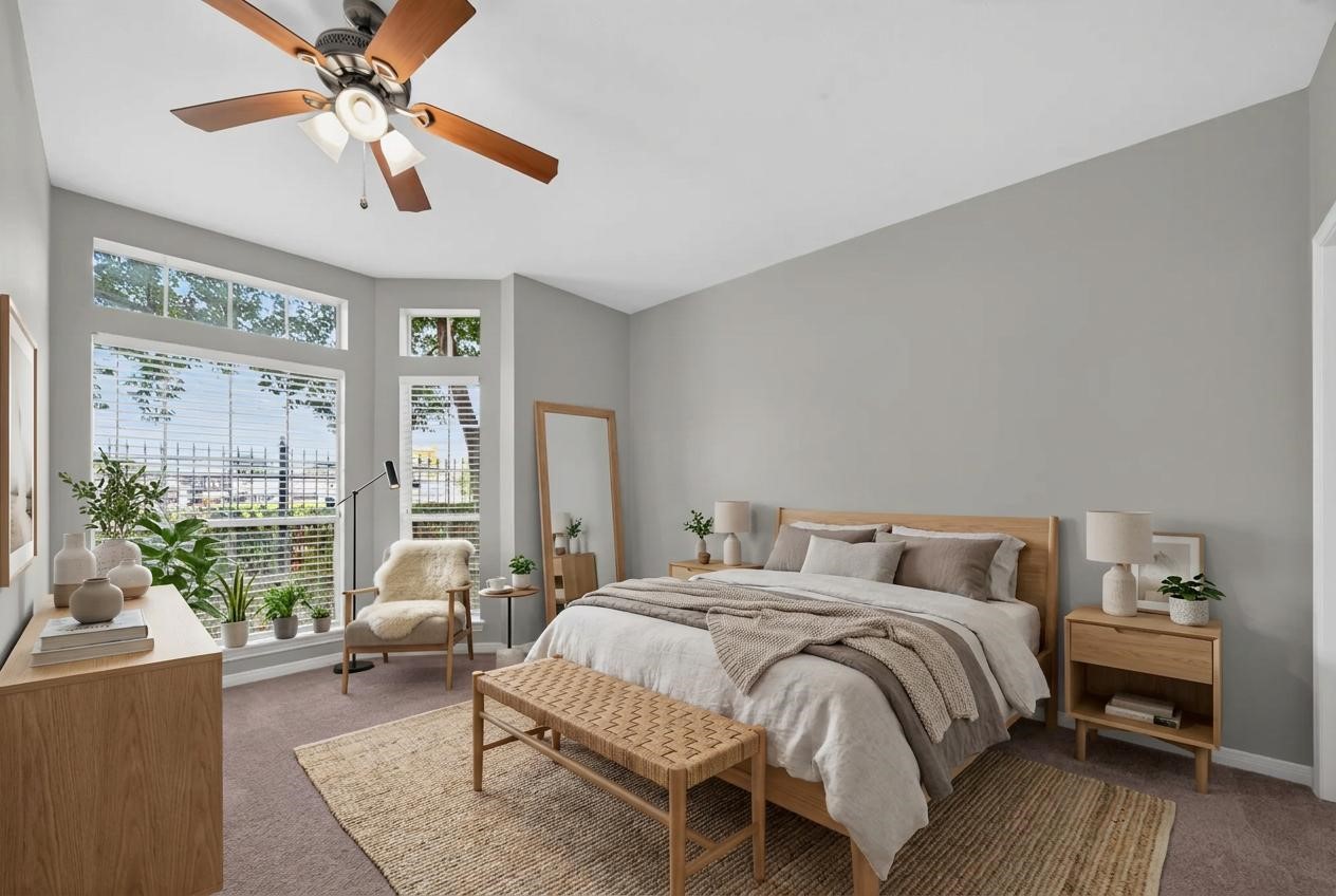Virtually staging guest bedroom