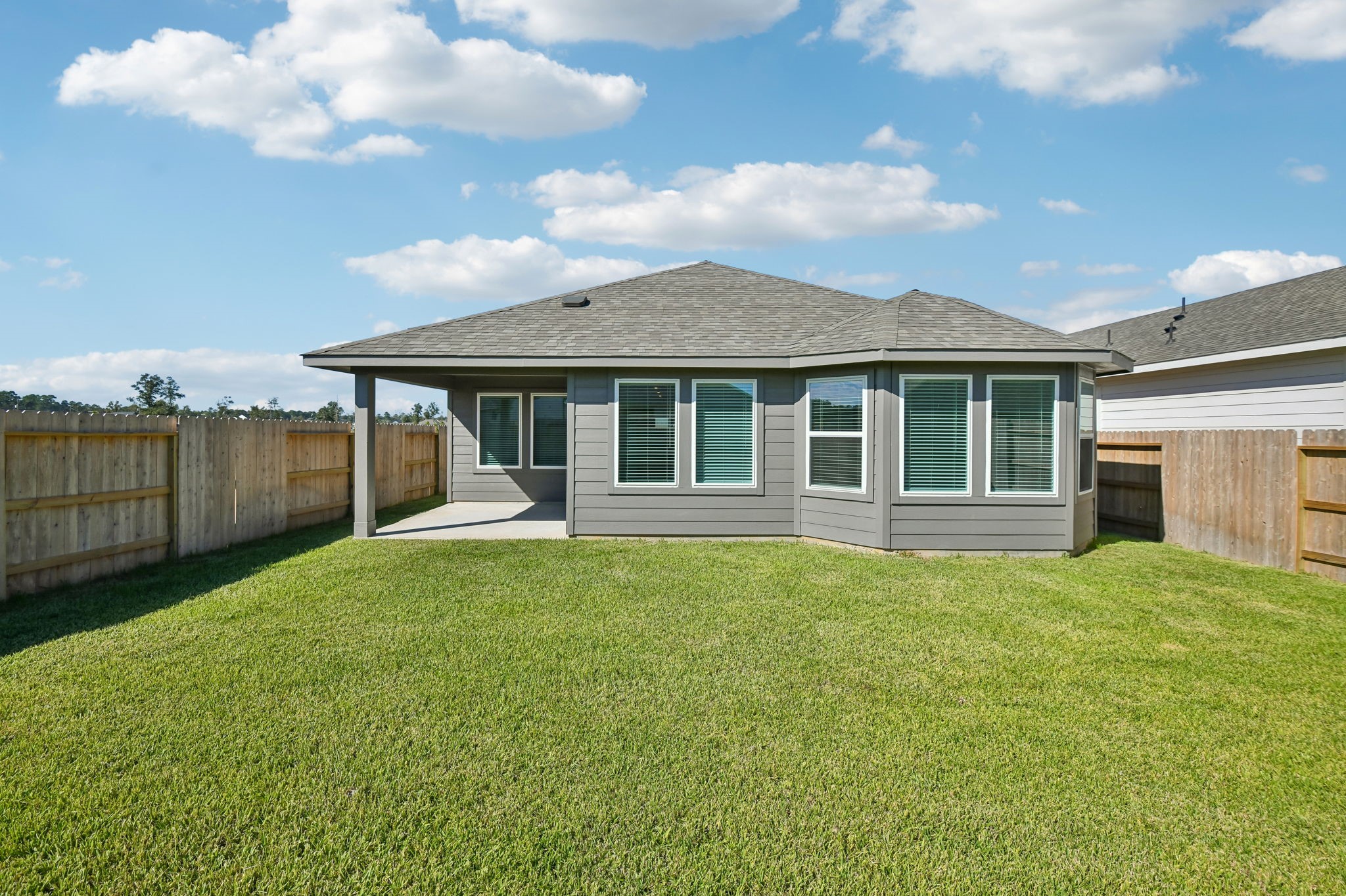 31016 Rova Boat Drive, Huffman, TX 77336