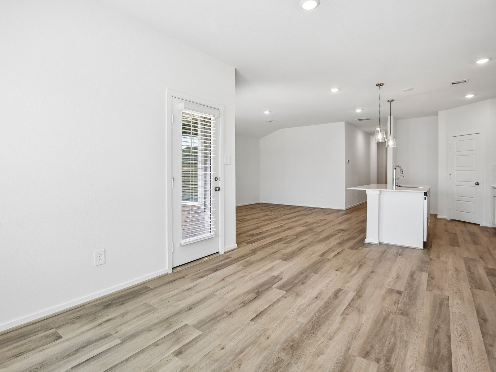 31016 Rova Boat Drive, Huffman, TX 77336