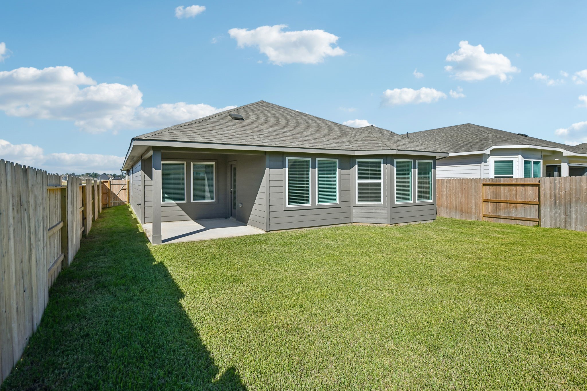 31016 Rova Boat Drive, Huffman, TX 77336