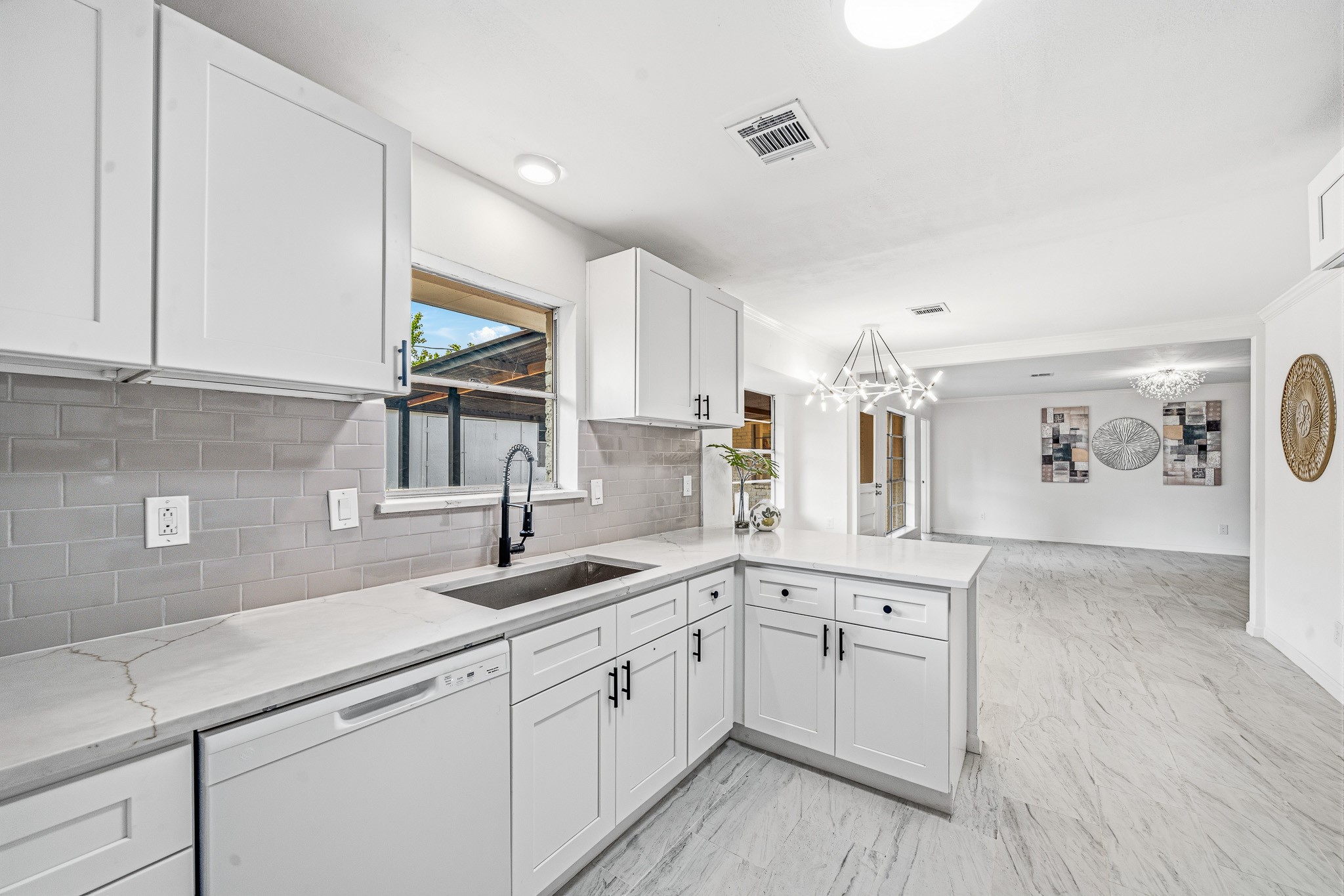 111 Princess Drive, Houston, TX 77034