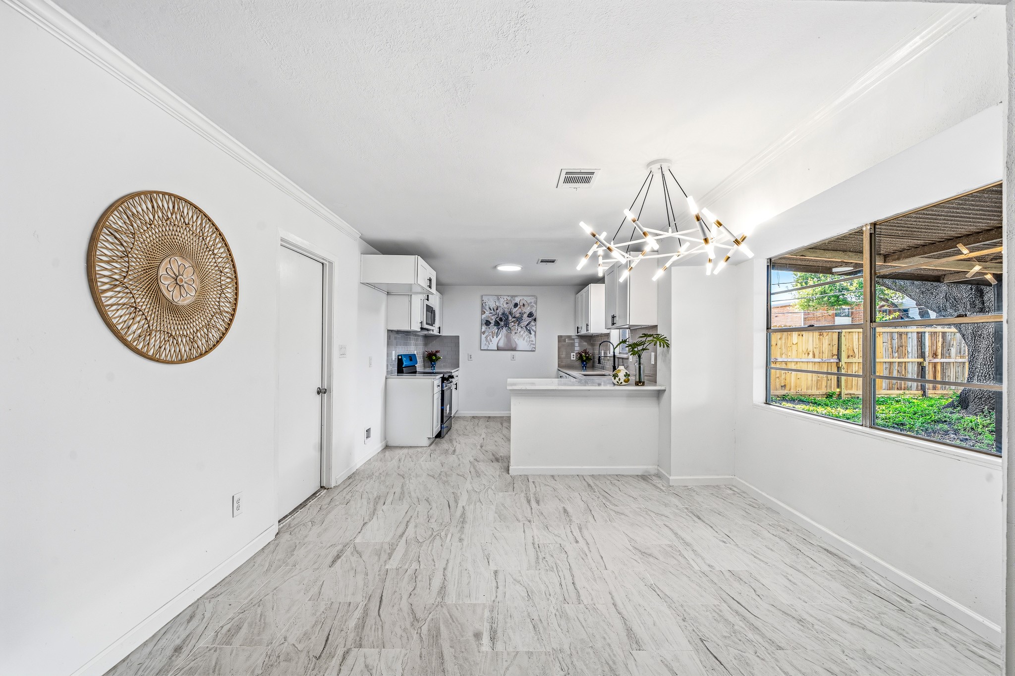 111 Princess Drive, Houston, TX 77034