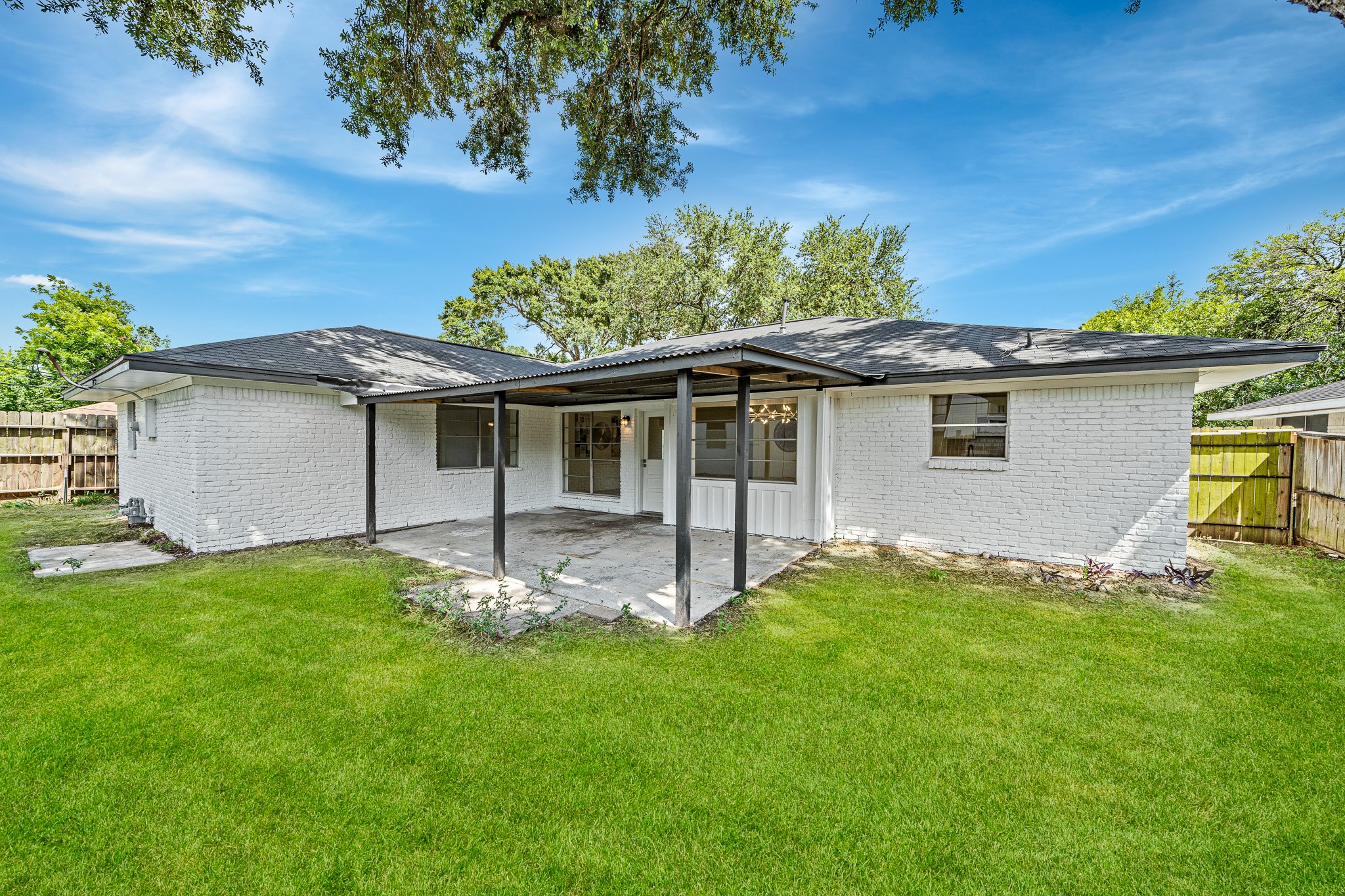 111 Princess Drive, Houston, TX 77034