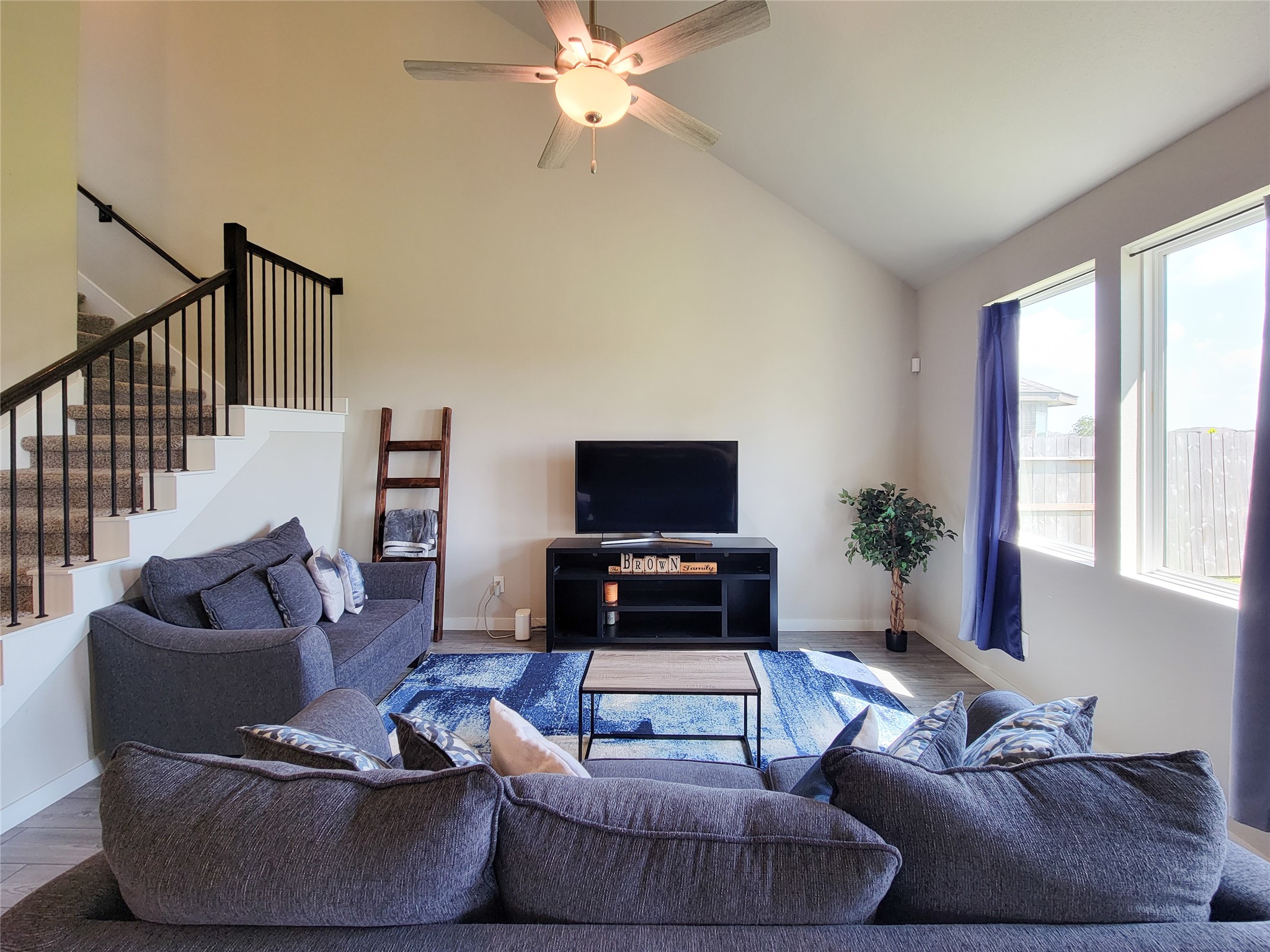 10843 Bodie Hills Drive, Rosharon, TX 77583