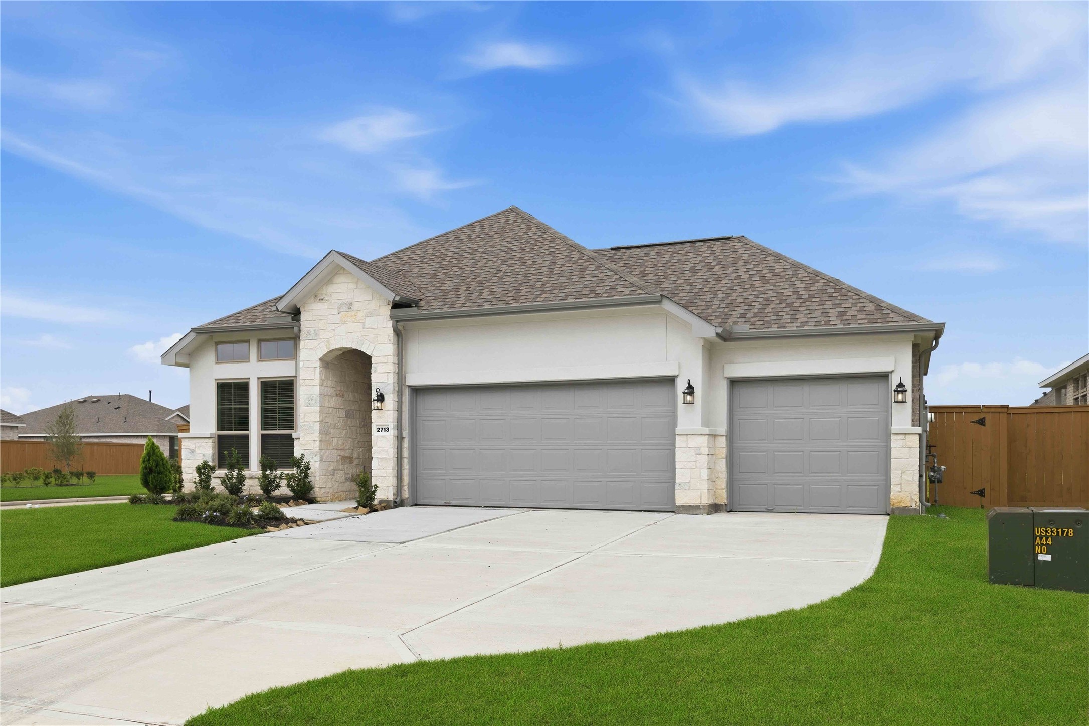 2713 Mackinac Bay Drive, La Marque, TX 77568