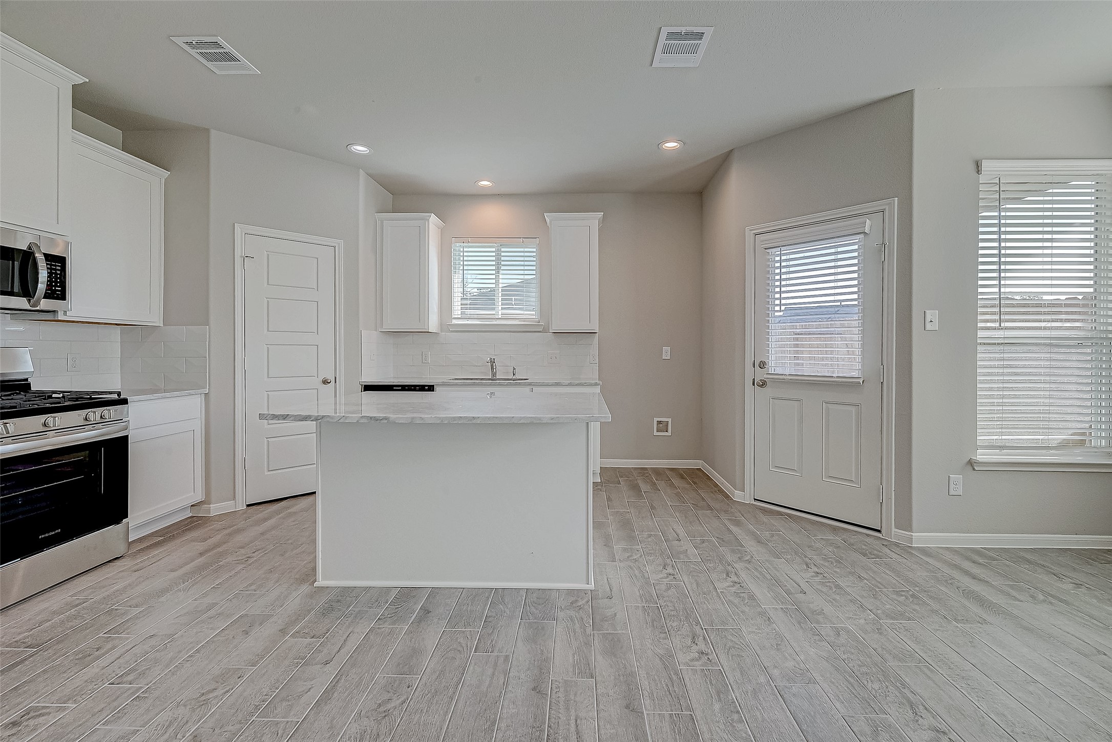 12339 Sunset Canyon Drive, Willis, TX 77318