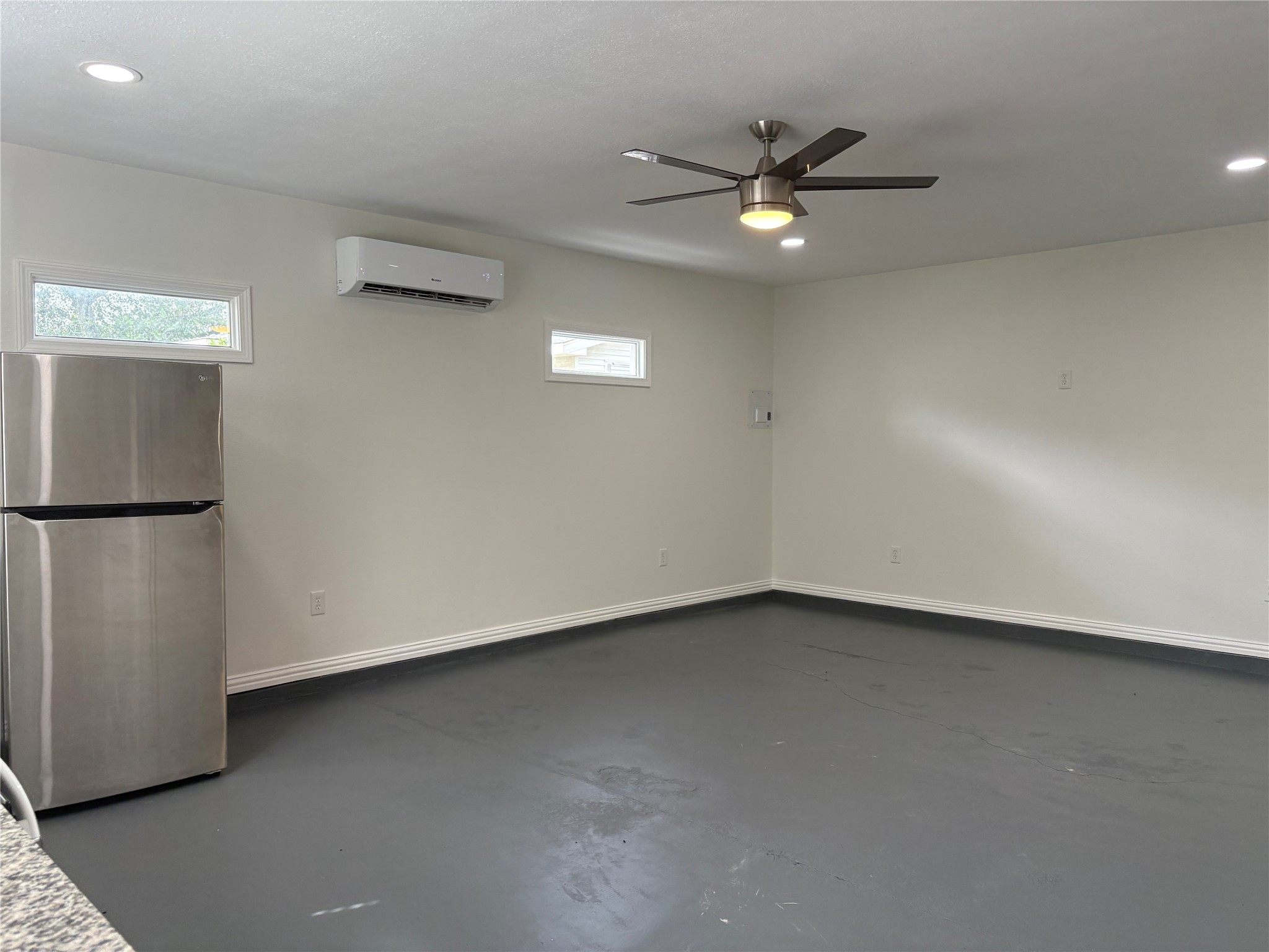 5325 Avenue R 1/2, #B, Galveston, TX 77551