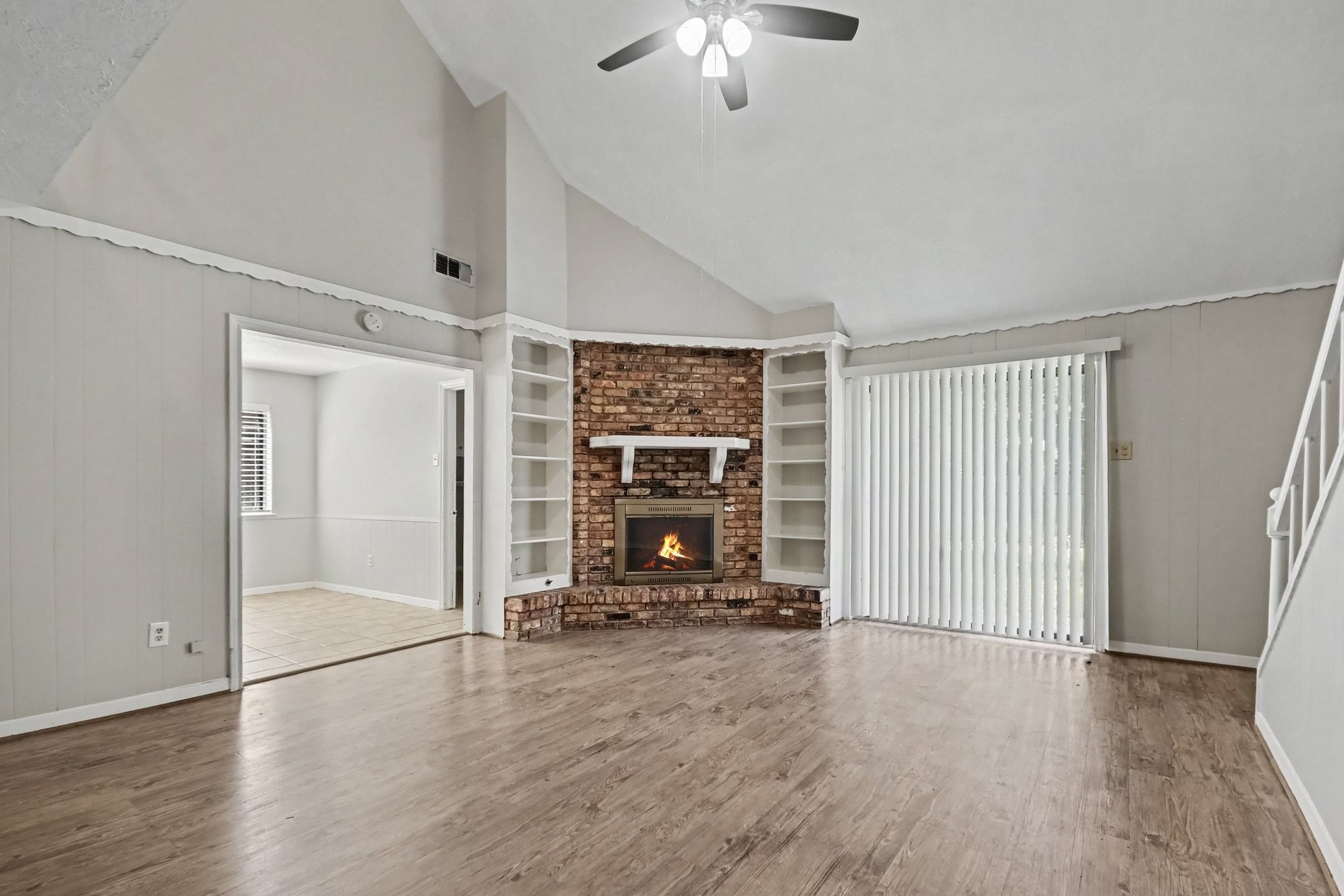 5113 Cottonwood Circle, Dickinson, TX 77539