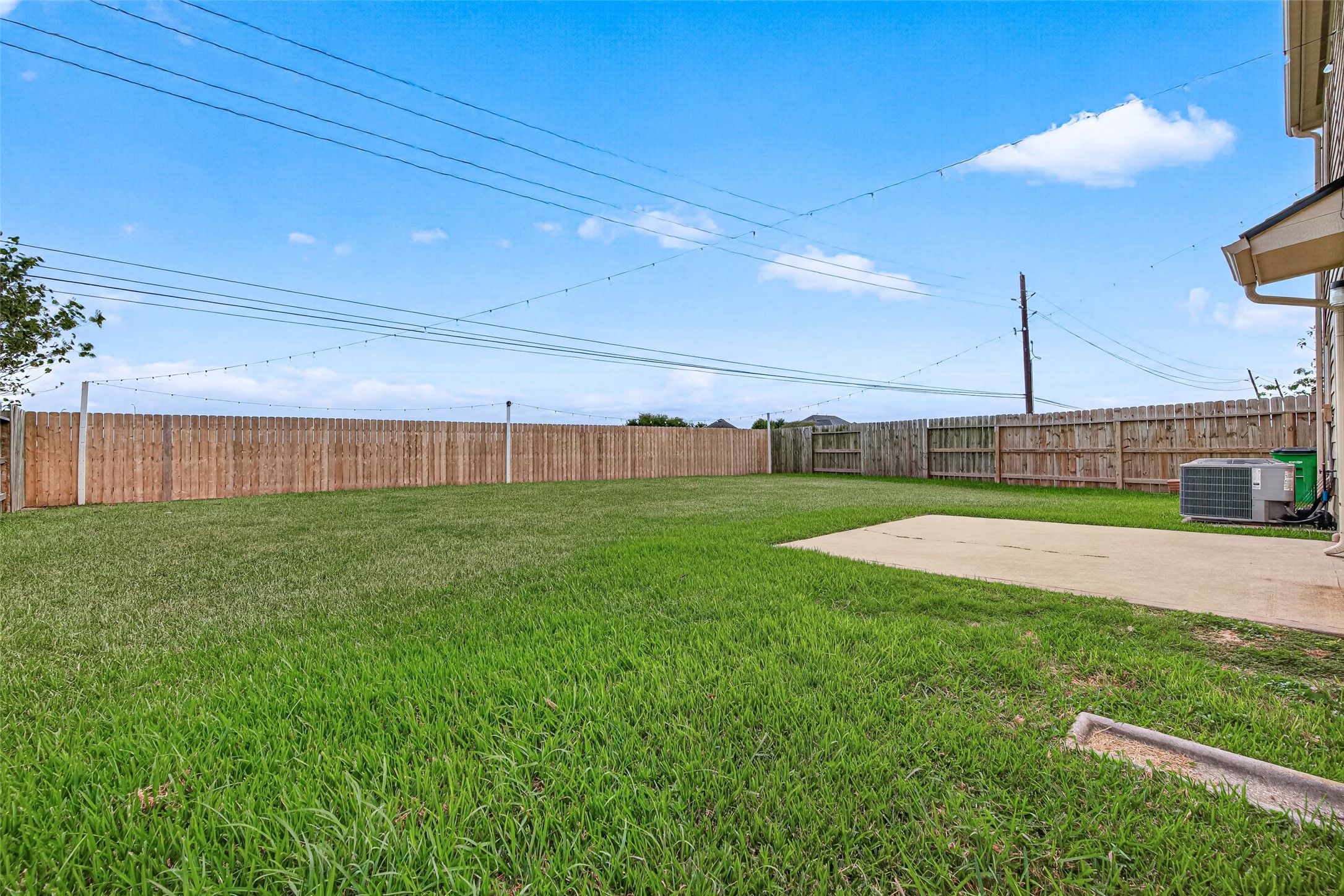 This backyard features lots of space and is located in front a large pond and offers complete privacy with no back neighbors!