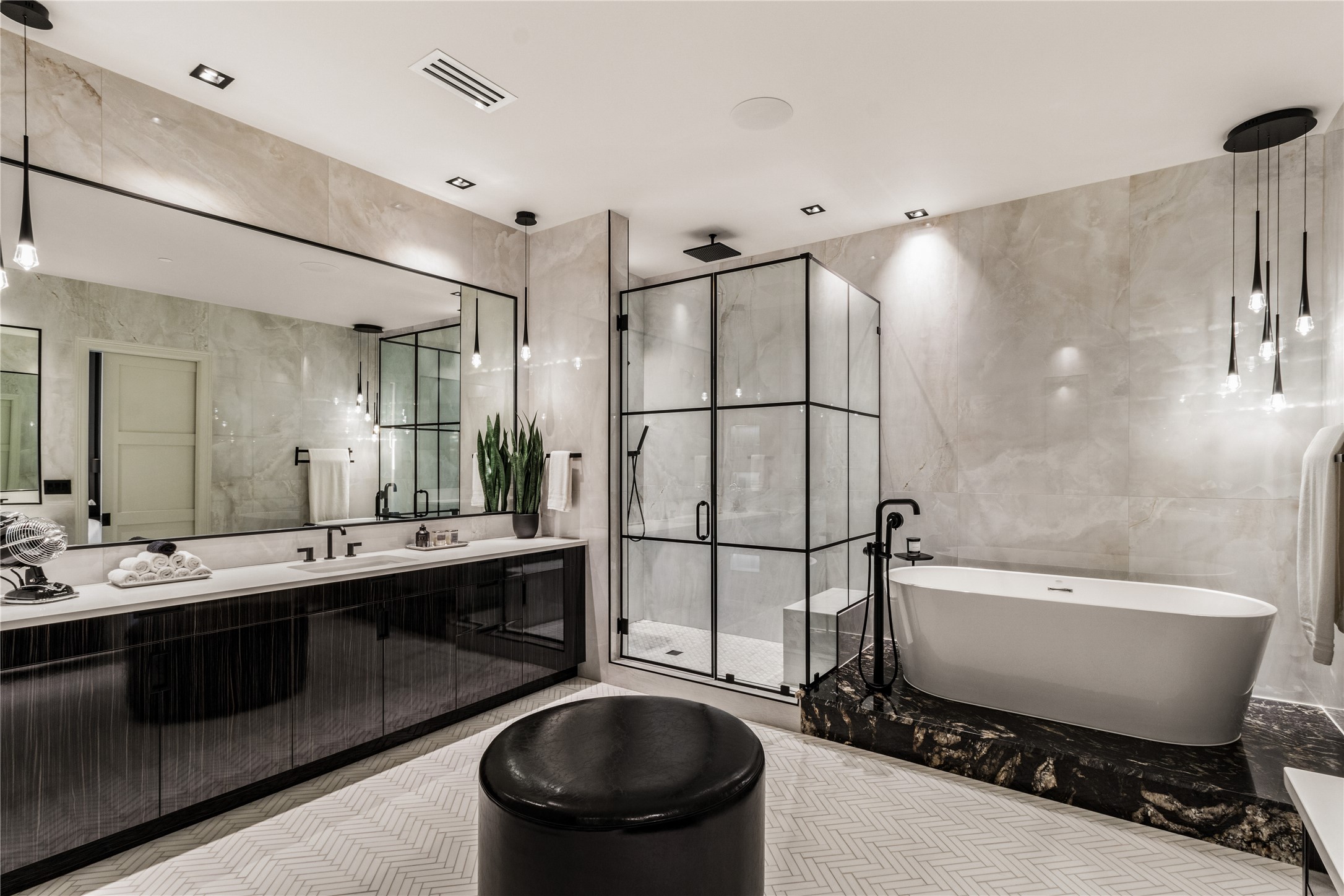 1409 Post Oak Boulevard, #2301, Houston, TX 77056