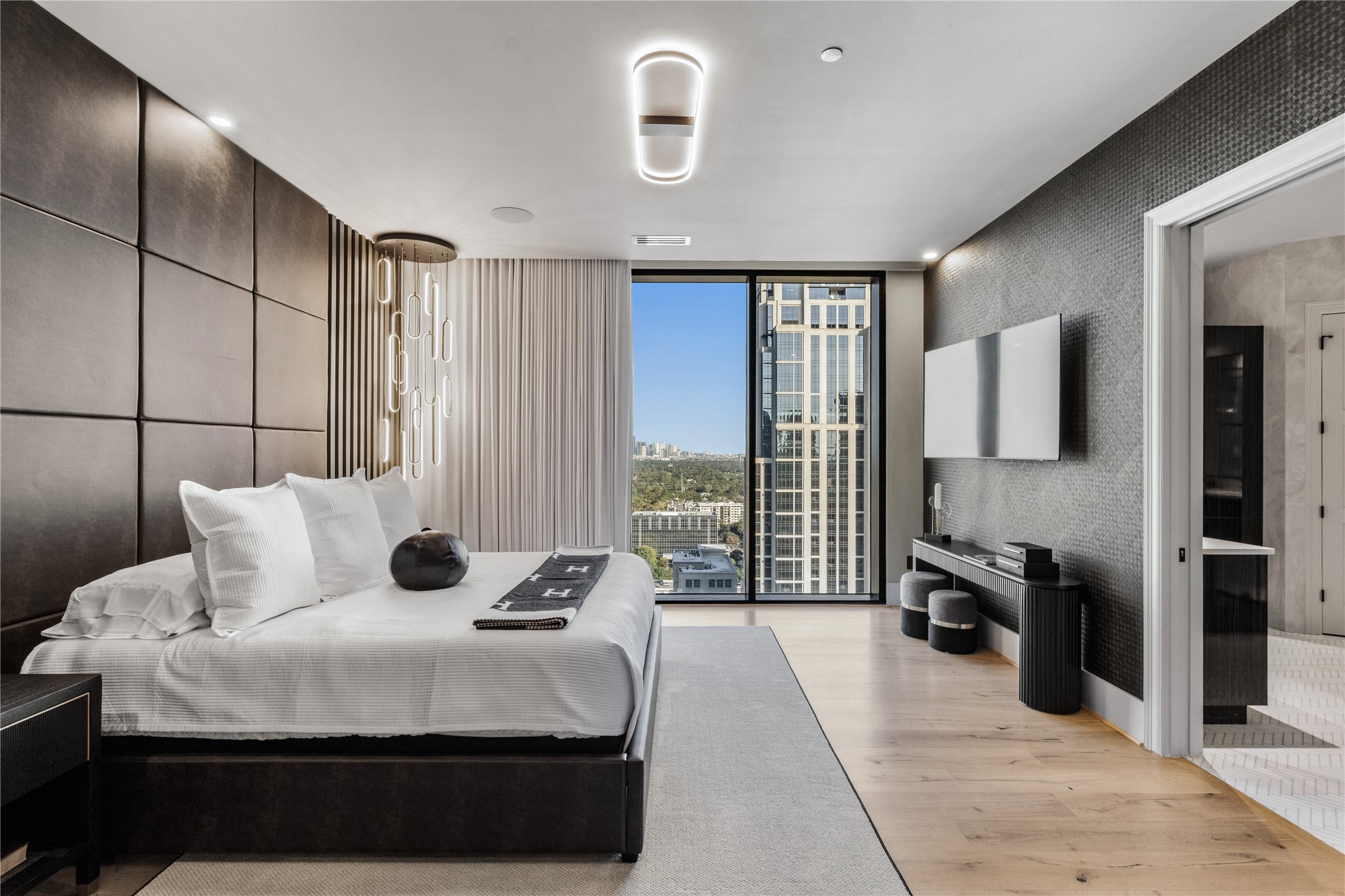 1409 Post Oak Boulevard, #2301, Houston, TX 77056