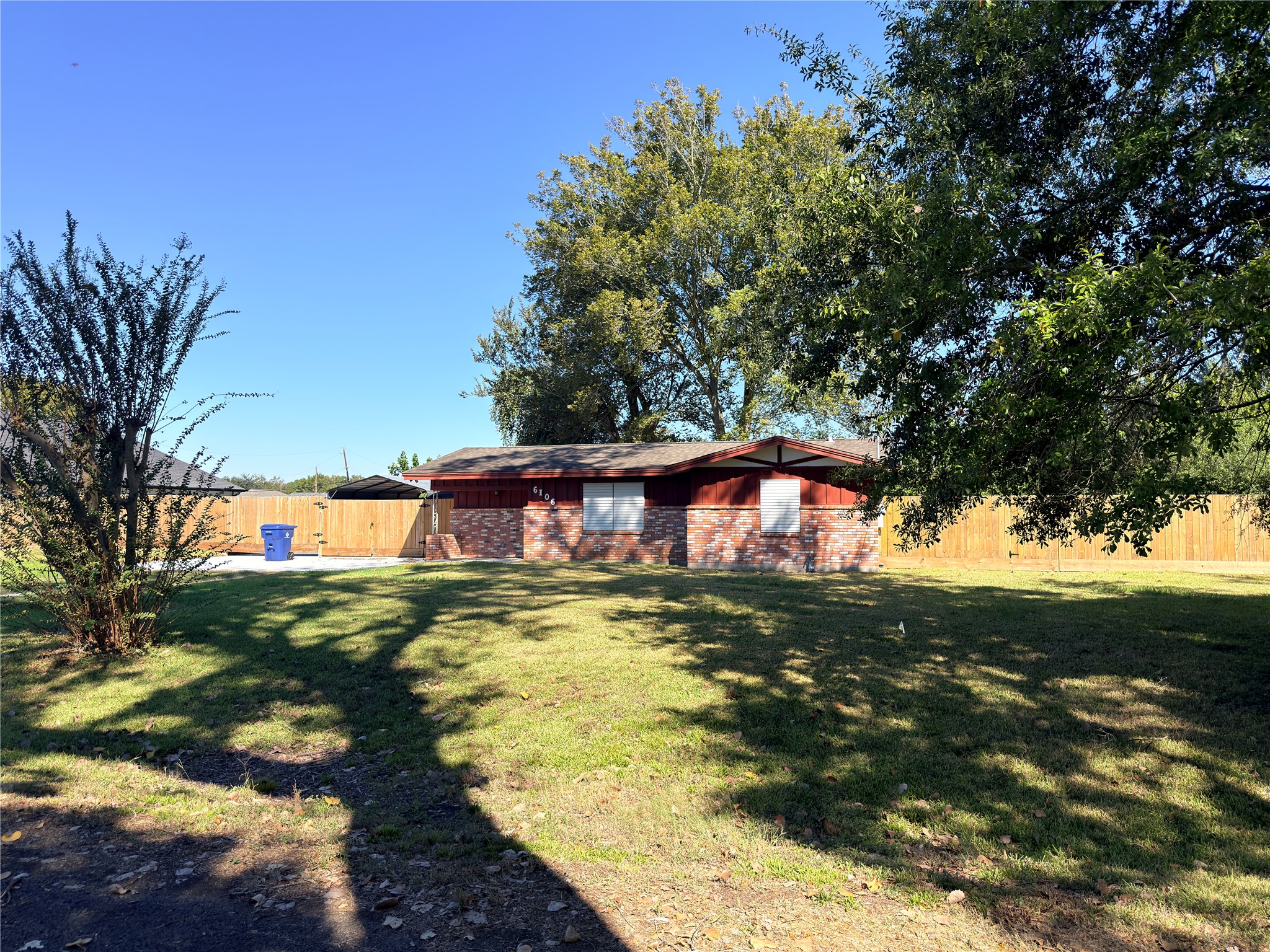 6106 Linton Lane, Texas City, TX 77591