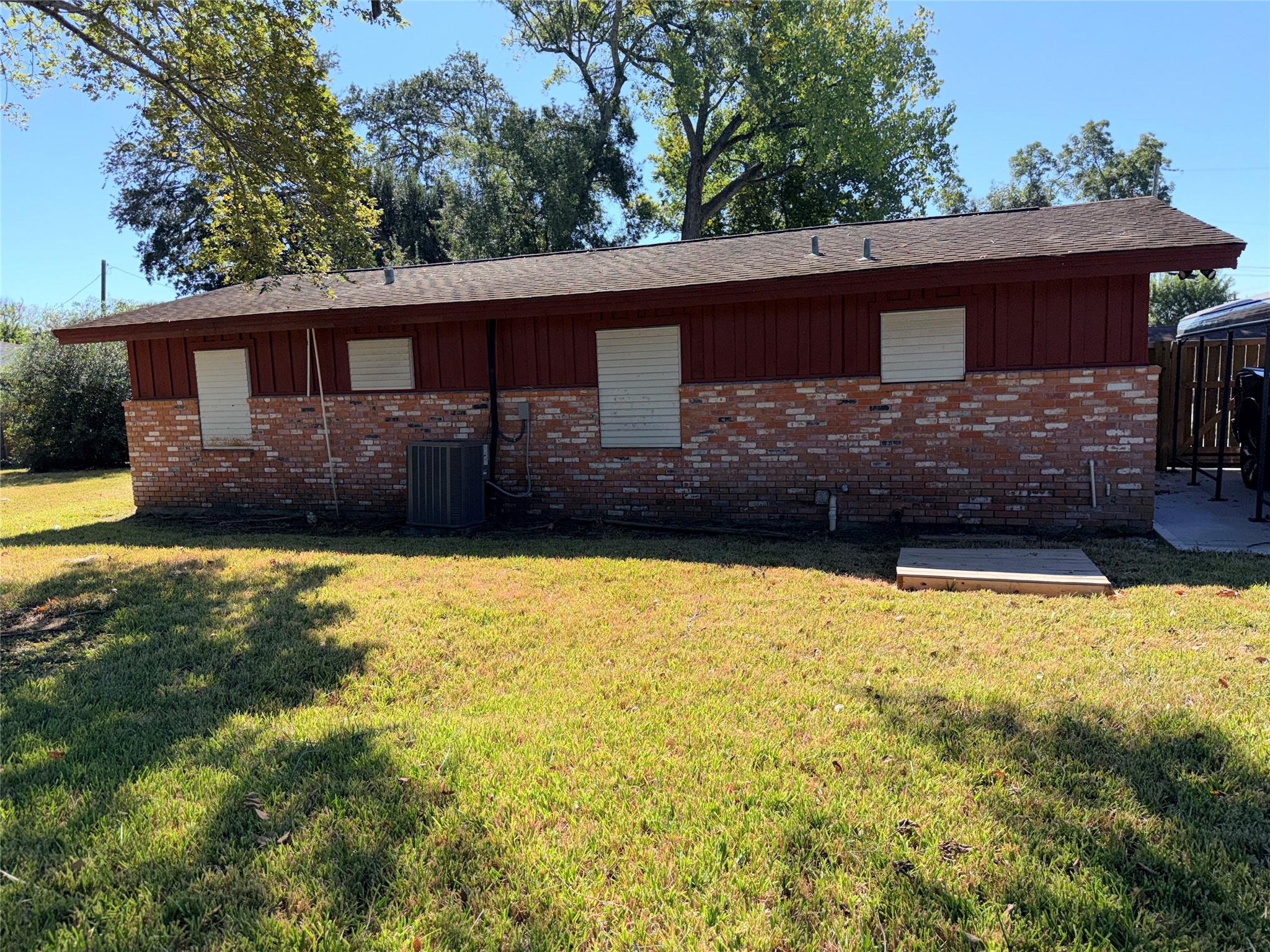 6106 Linton Lane, Texas City, TX 77591