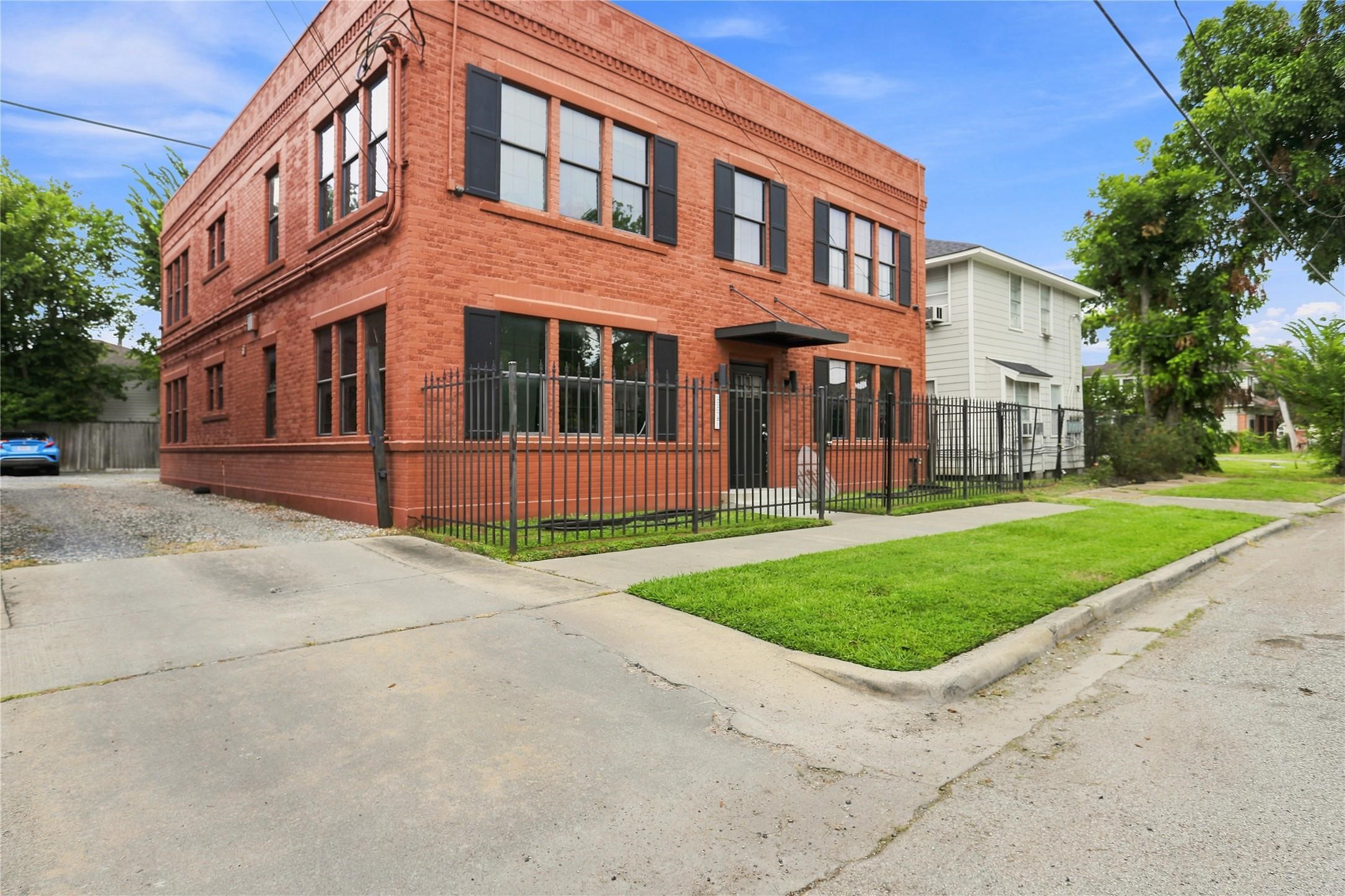6825 Avenue C, #B, Houston, TX 77011