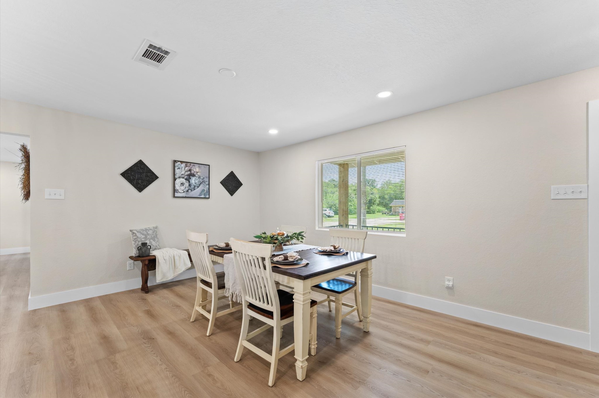 Dining Area
previously staged in person