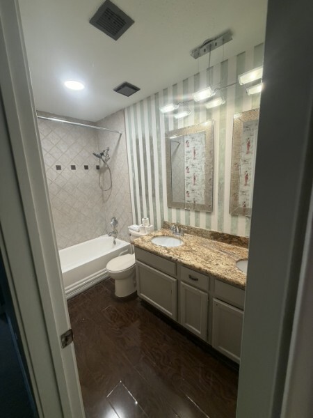 2026 Hickory Glen Drive, Missouri City, TX 77489
