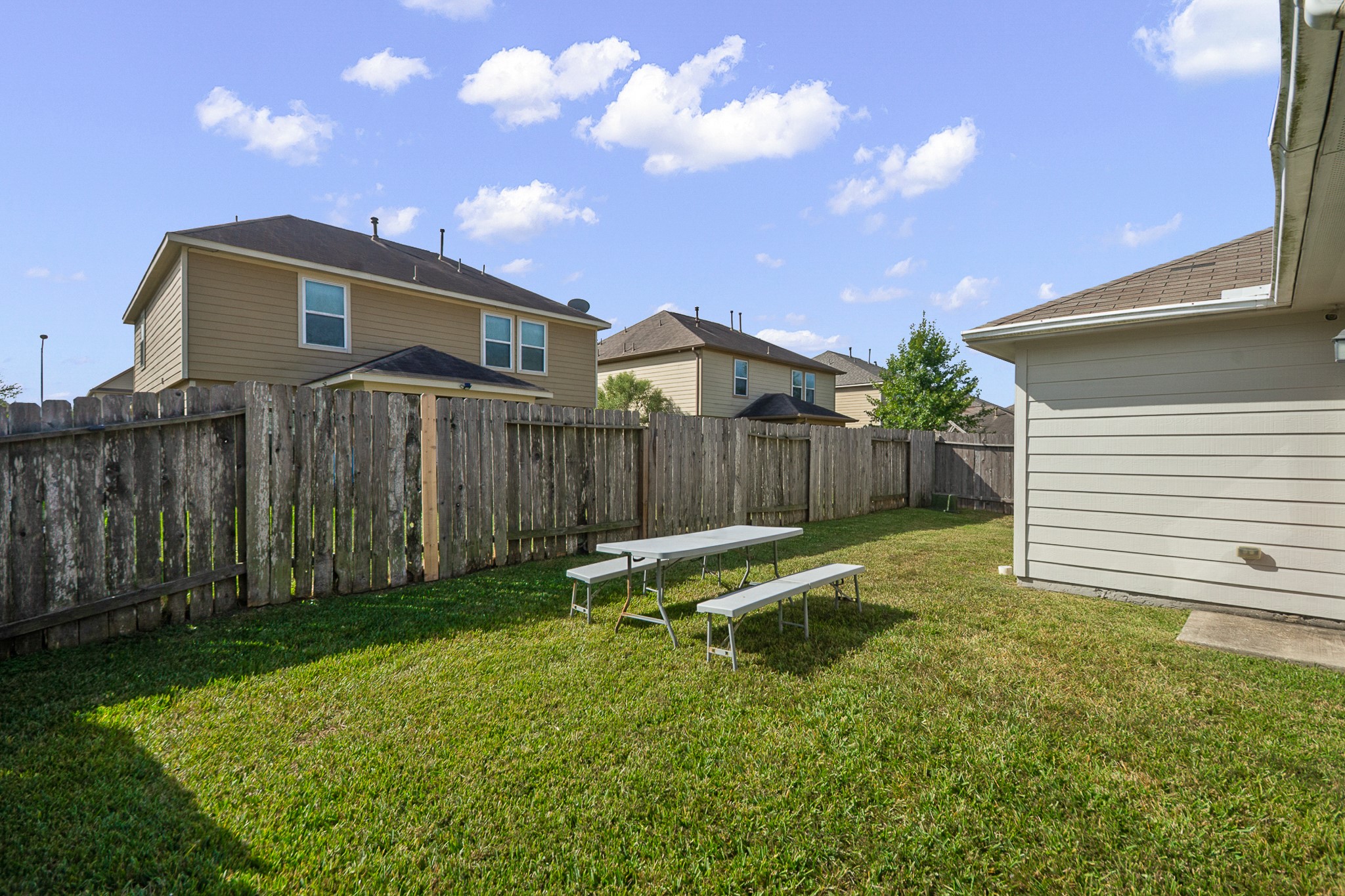 12510 Greencanyon Drive, Houston, TX 77044