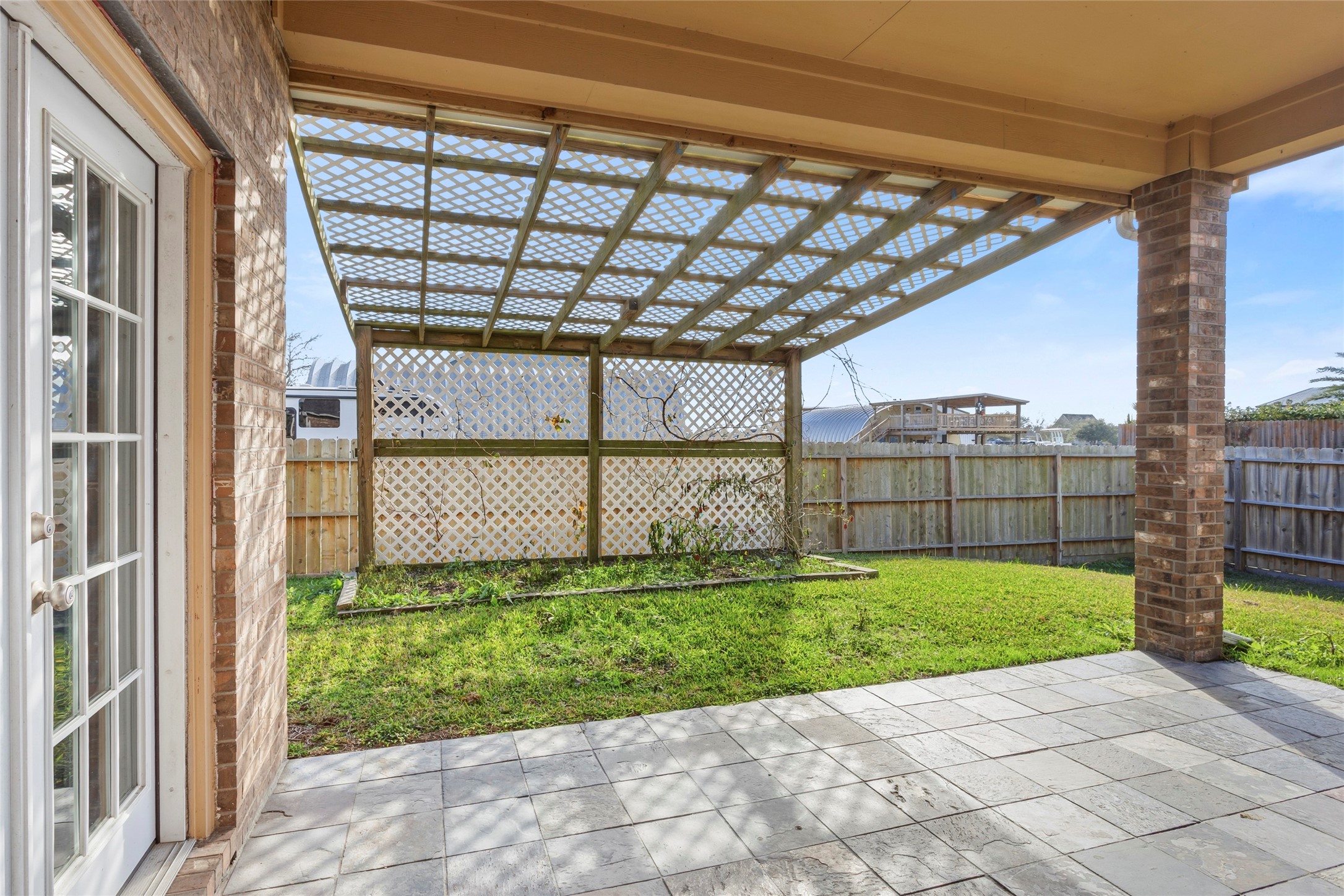 2535 Broadway Street, San Leon, TX 77539