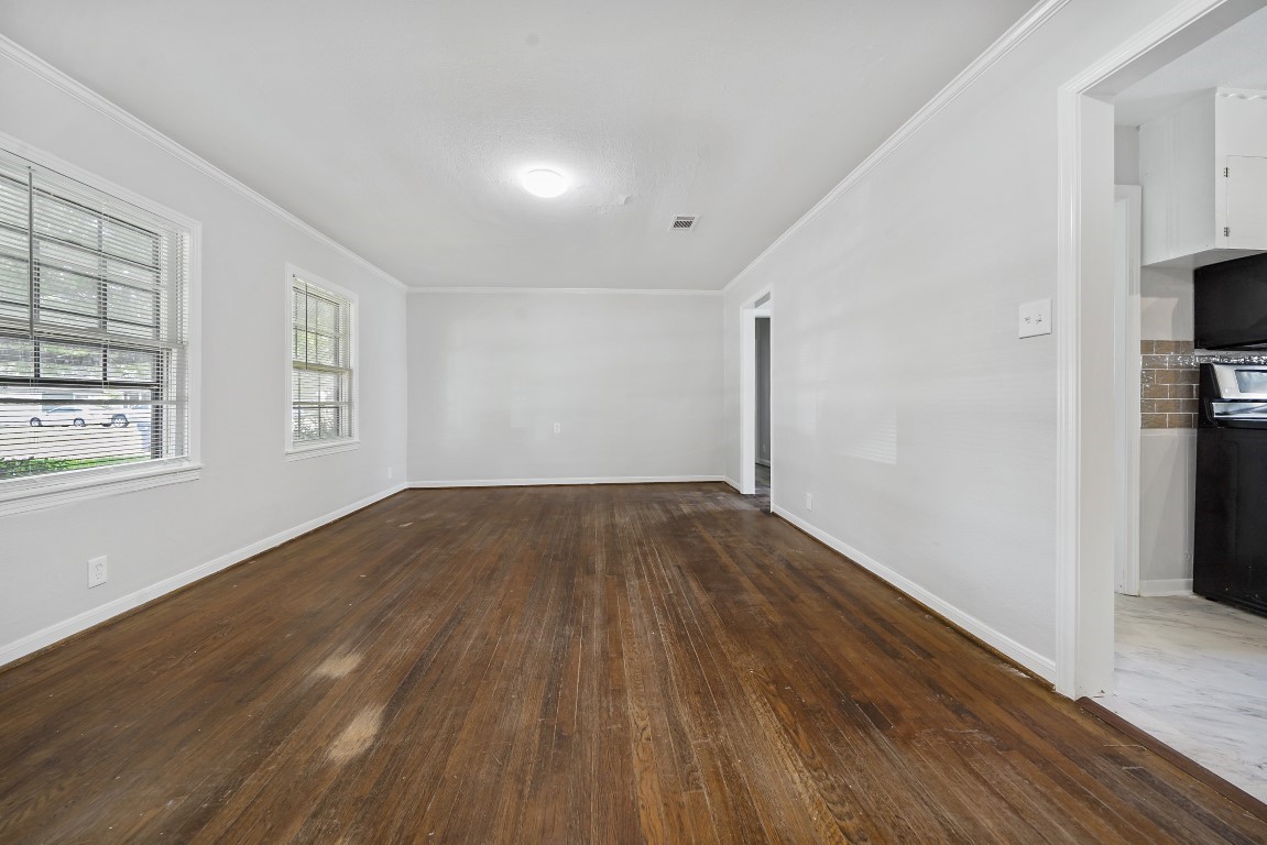 1805 1st Avenue N, Texas City, TX 77590