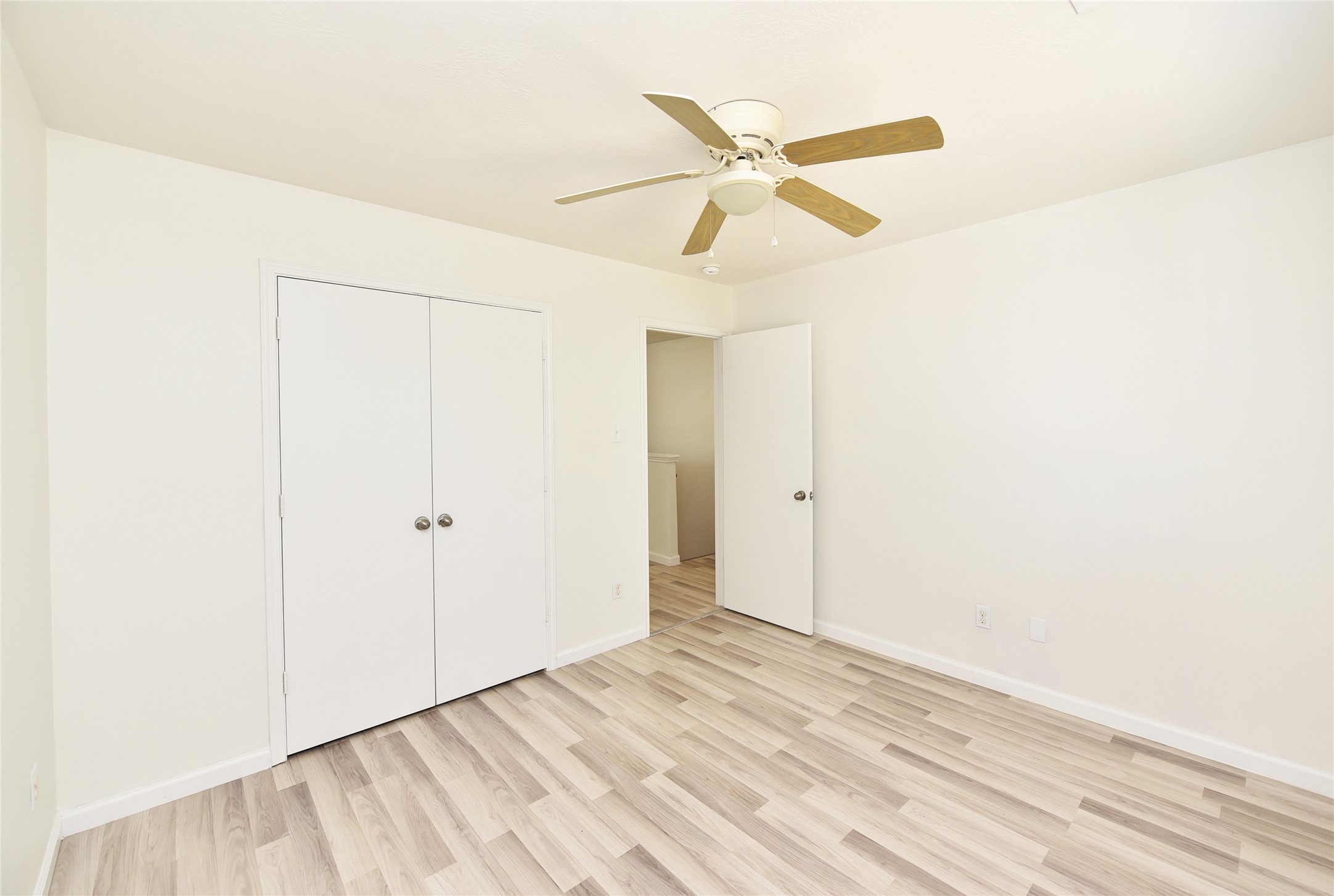 Secondary bedroom