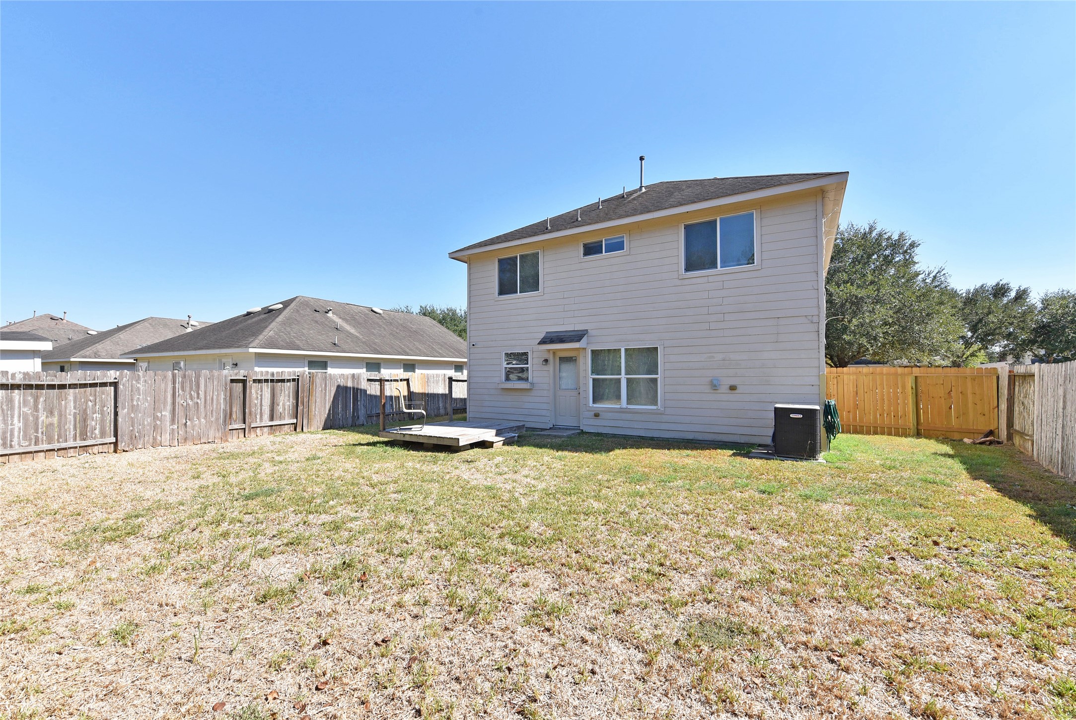 6711 Haven Forest Lane, Rosenberg, TX 77469