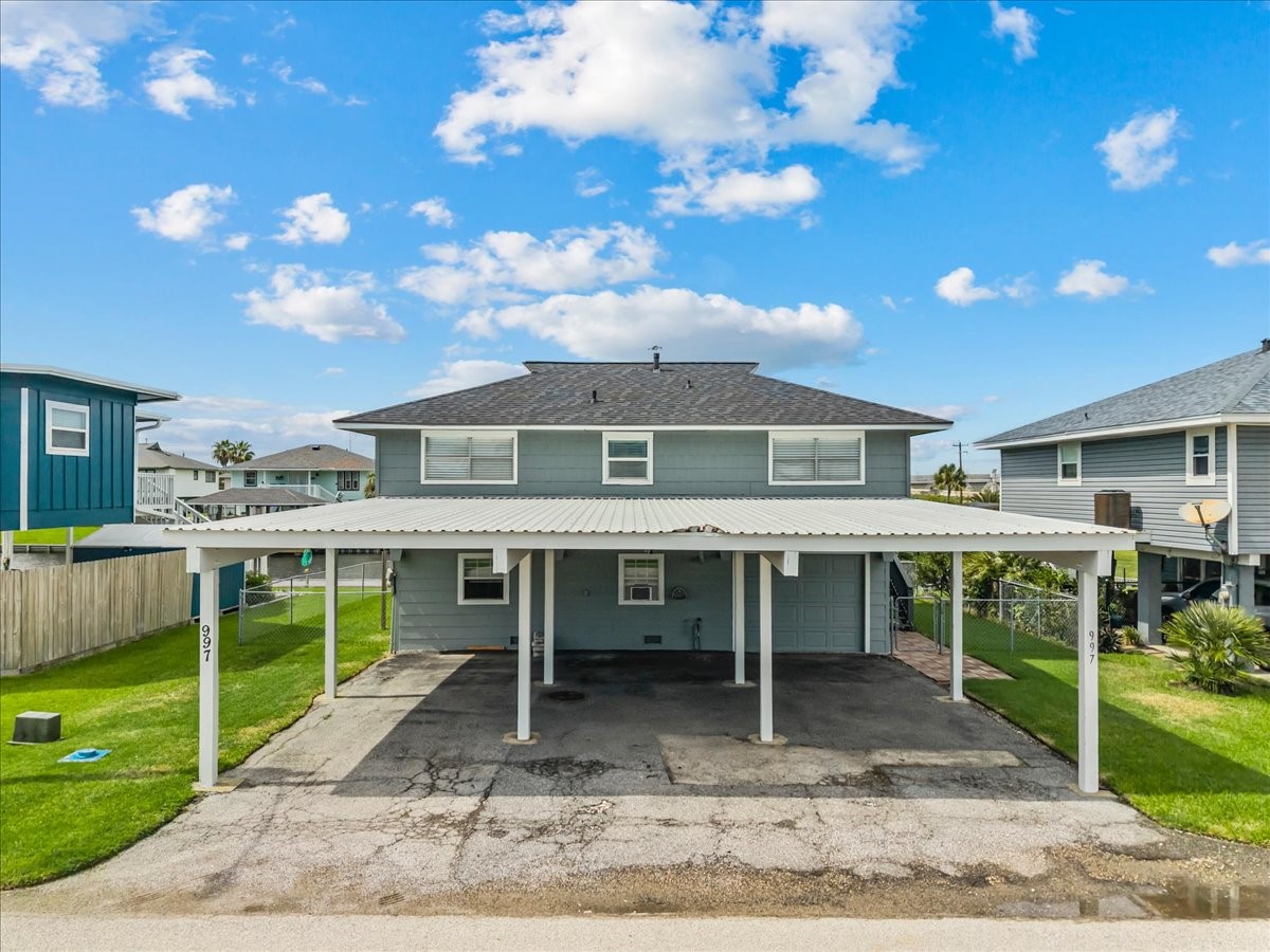 997 Redfish Street, Bayou Vista, TX 77563