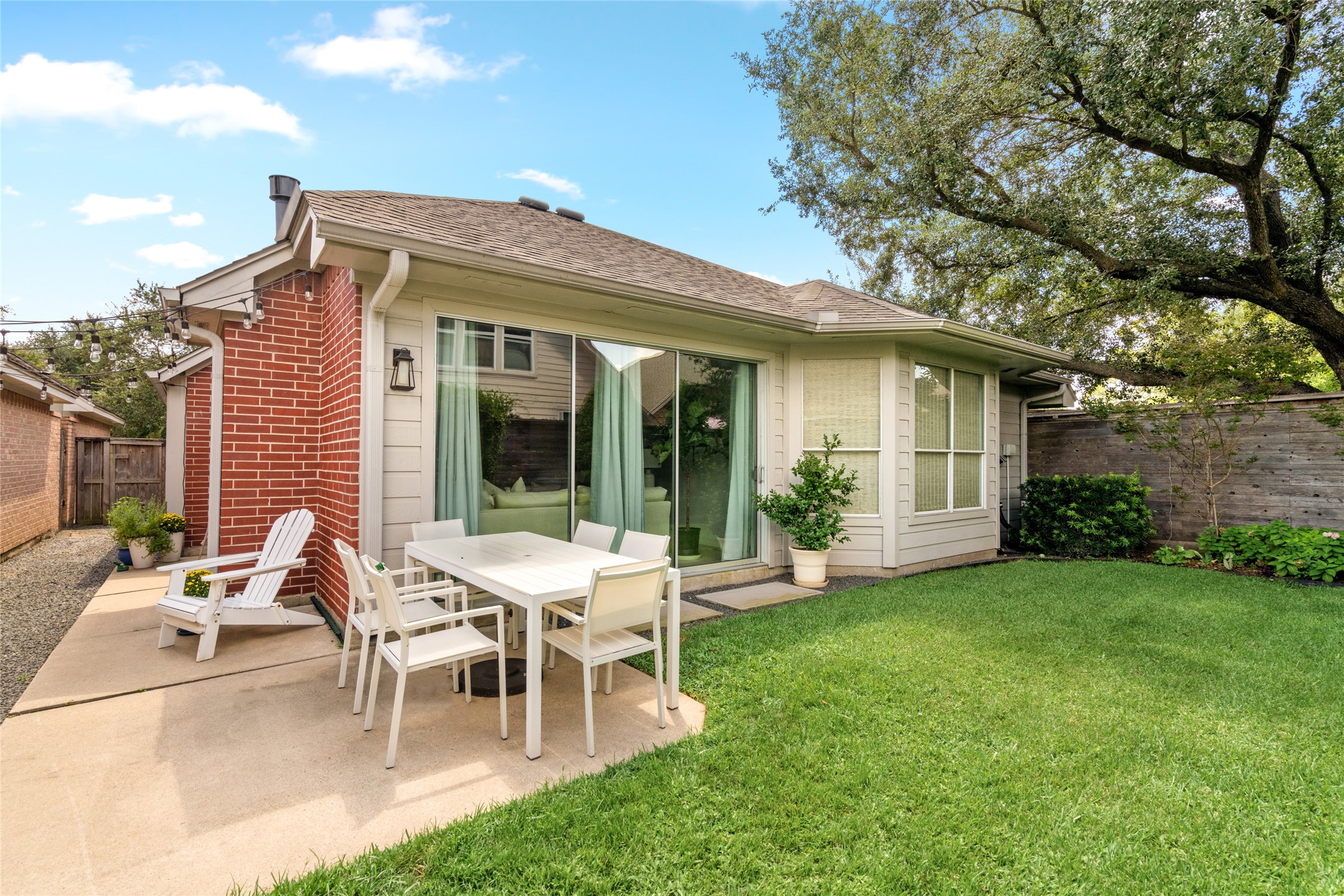 7018 Afton Woods Drive, Houston, TX 77055