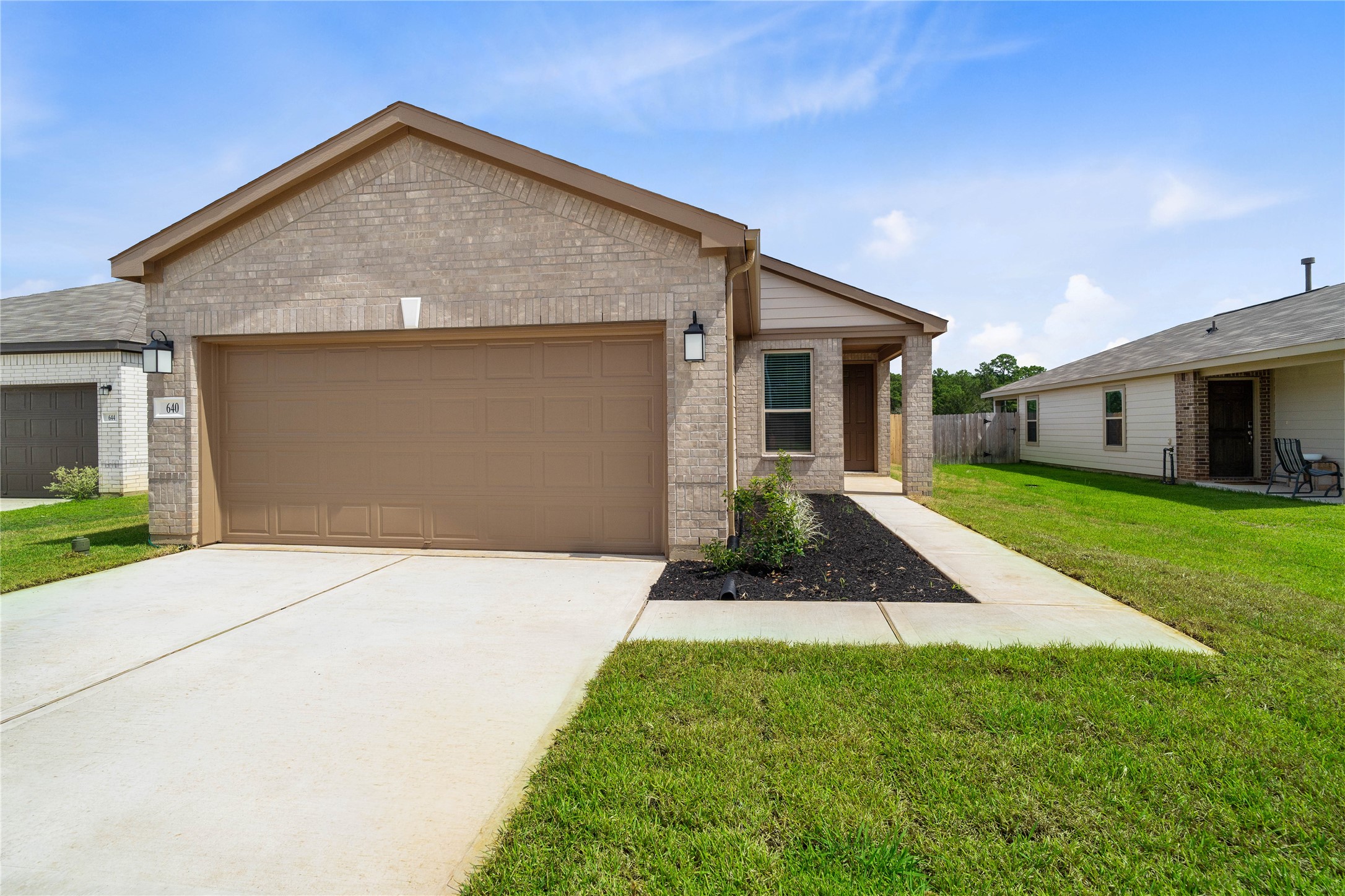 Welcome home to 640 Appaloosa Meadow Drive located in Mustang Ridge and zoned to Magnolia ISD. Welcome home to 640 Appaloosa Meadow Drive located in Mustang Ridge and zoned to Magnolia ISD.